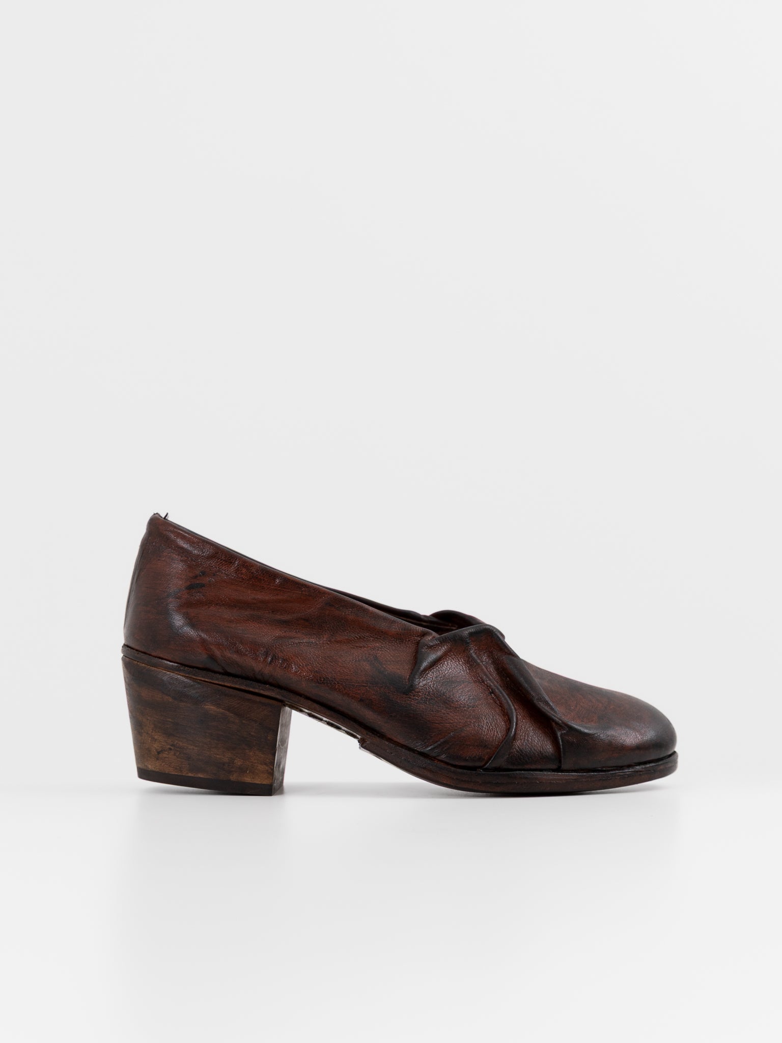 Atelier Inscrire Laurus Shoe in Antique Brown - ATELIER INSCRIRE at Worthwhile - shop SHOES