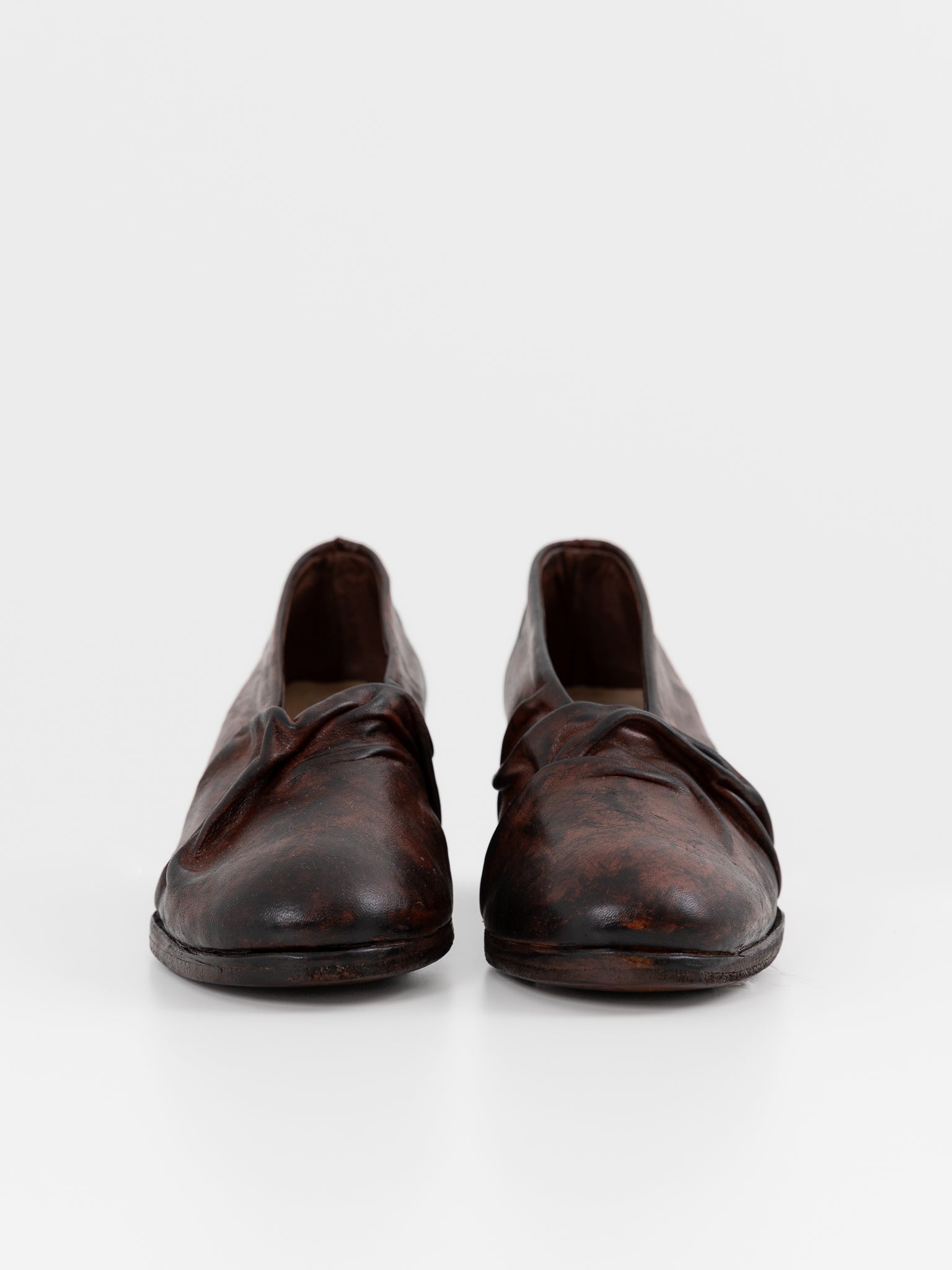 Atelier Inscrire Laurus Shoe in Antique Brown - ATELIER INSCRIRE at Worthwhile - shop SHOES