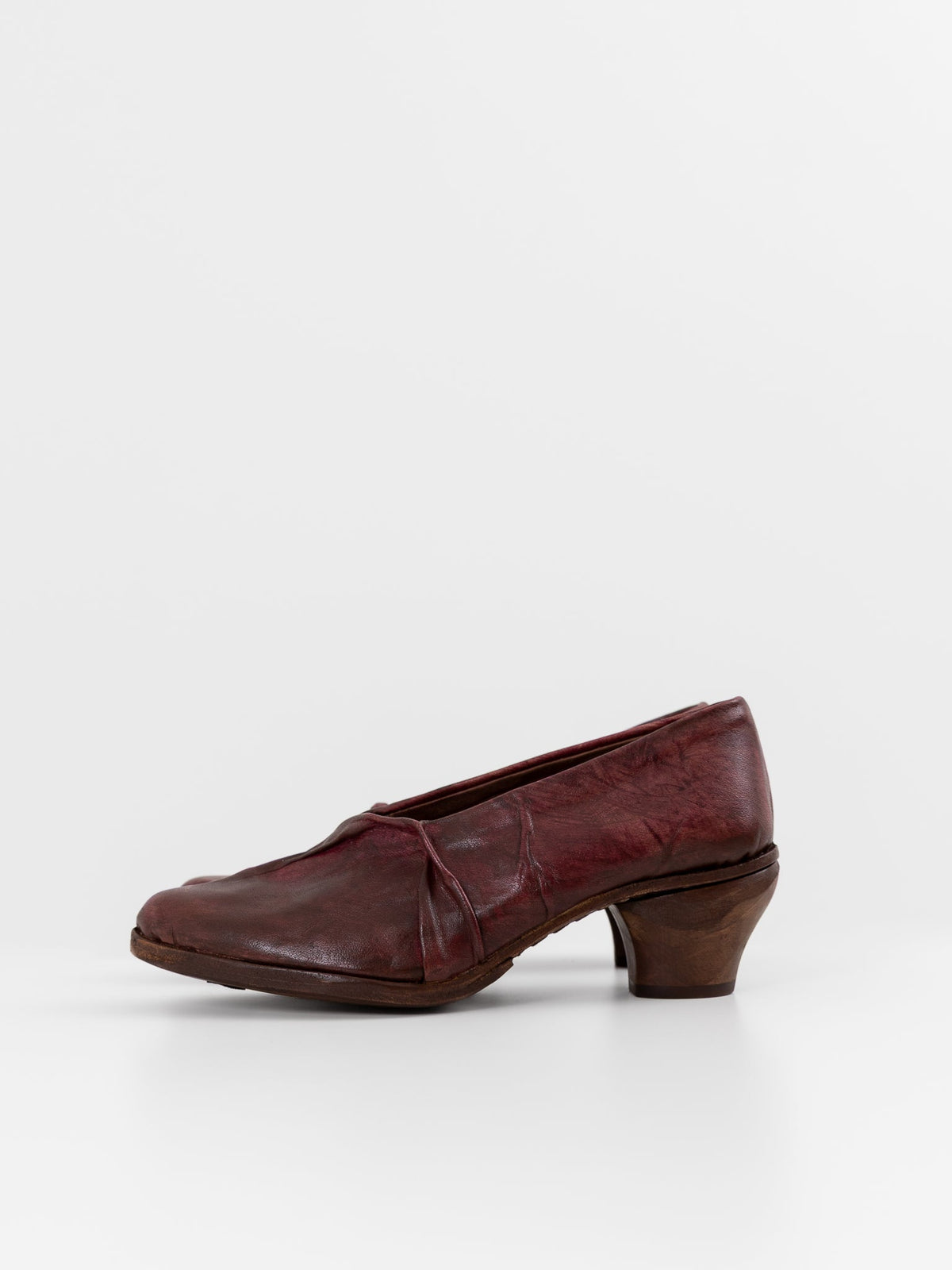 Atelier Inscrire Laurus Shoe in Pink - ATELIER INSCRIRE at Worthwhile - shop SHOES