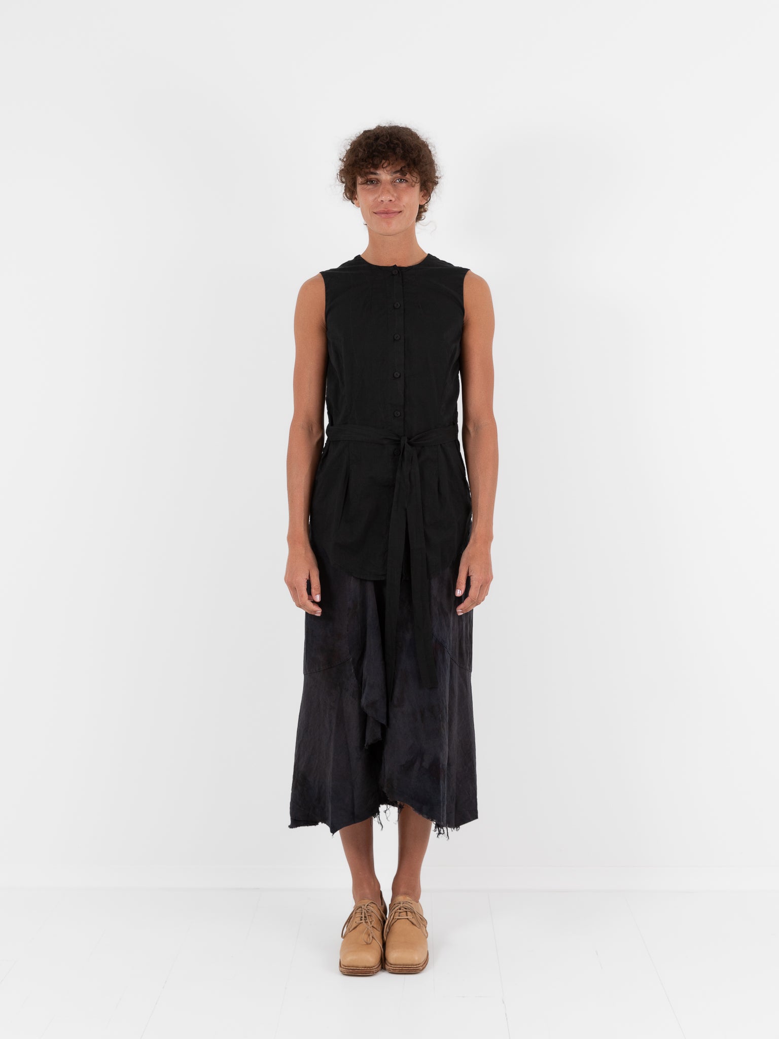 Atelier Suppan Sleeveless Button Top 42 in Dark - ATELIER SUPPAN at Worthwhile - shop TOP