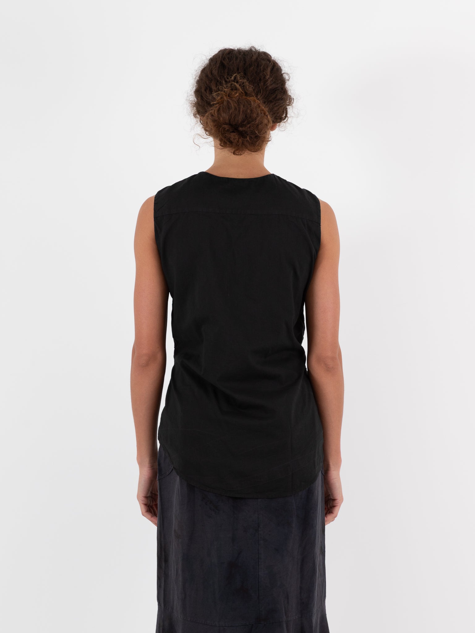 Atelier Suppan Sleeveless Button Top 42 in Dark - ATELIER SUPPAN at Worthwhile - shop TOP