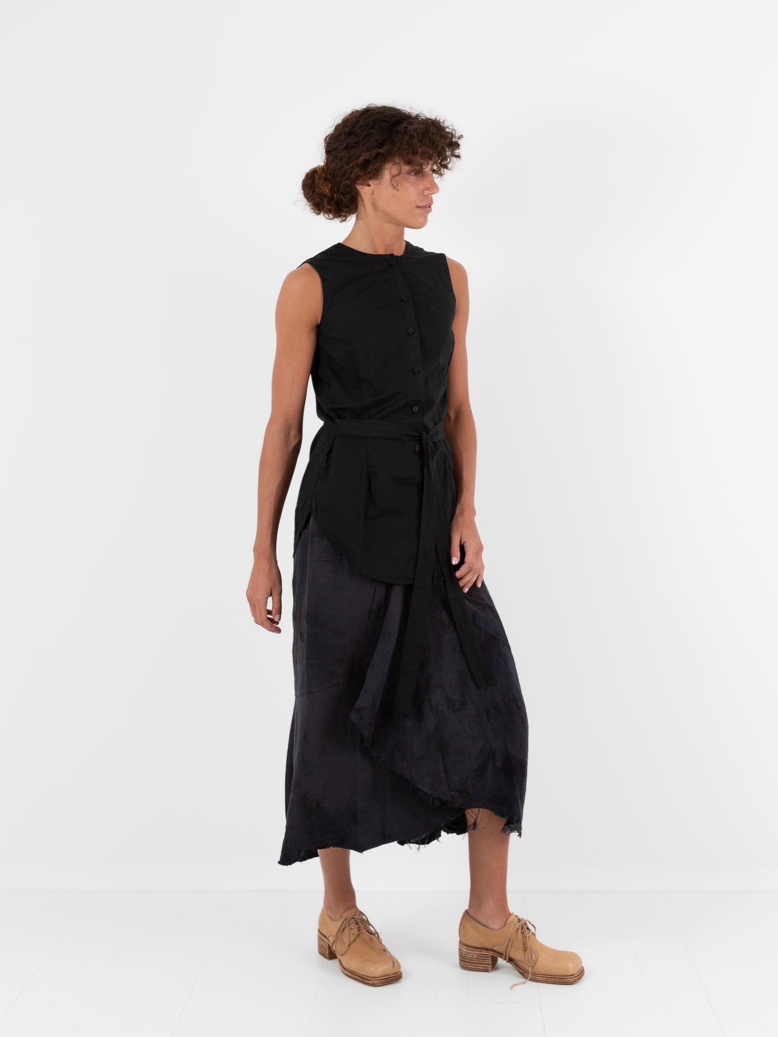 Atelier Suppan Sleeveless Button Top - Worthwhile