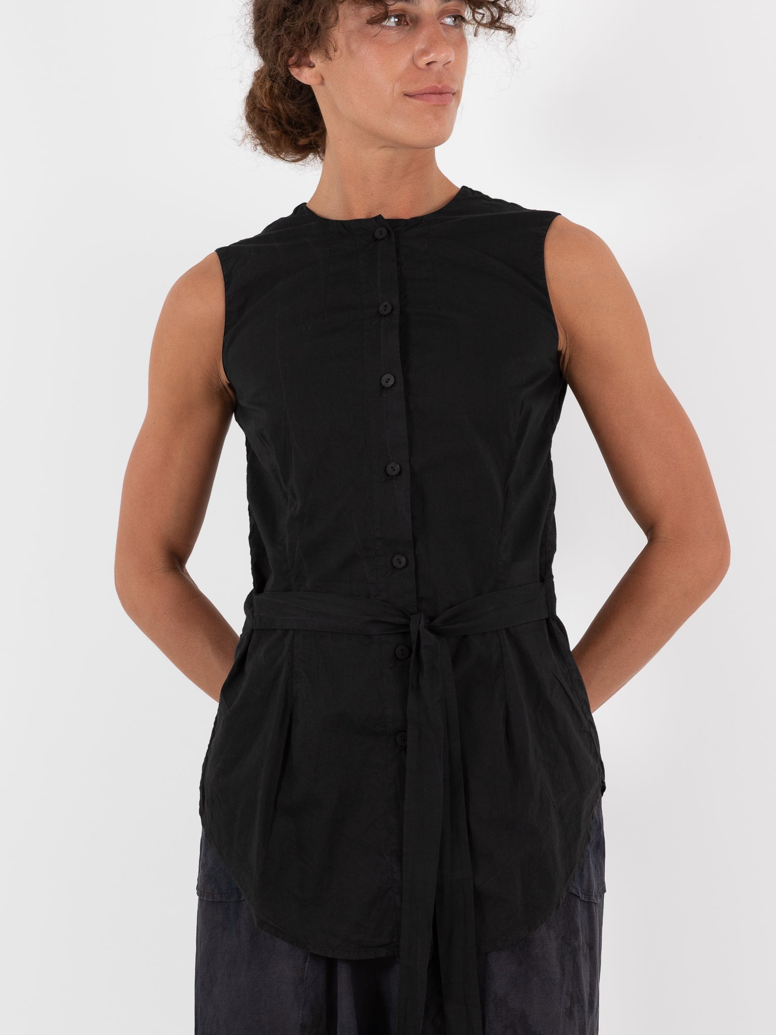 Atelier Suppan Sleeveless Button Top 42 in Dark - ATELIER SUPPAN at Worthwhile - shop TOP
