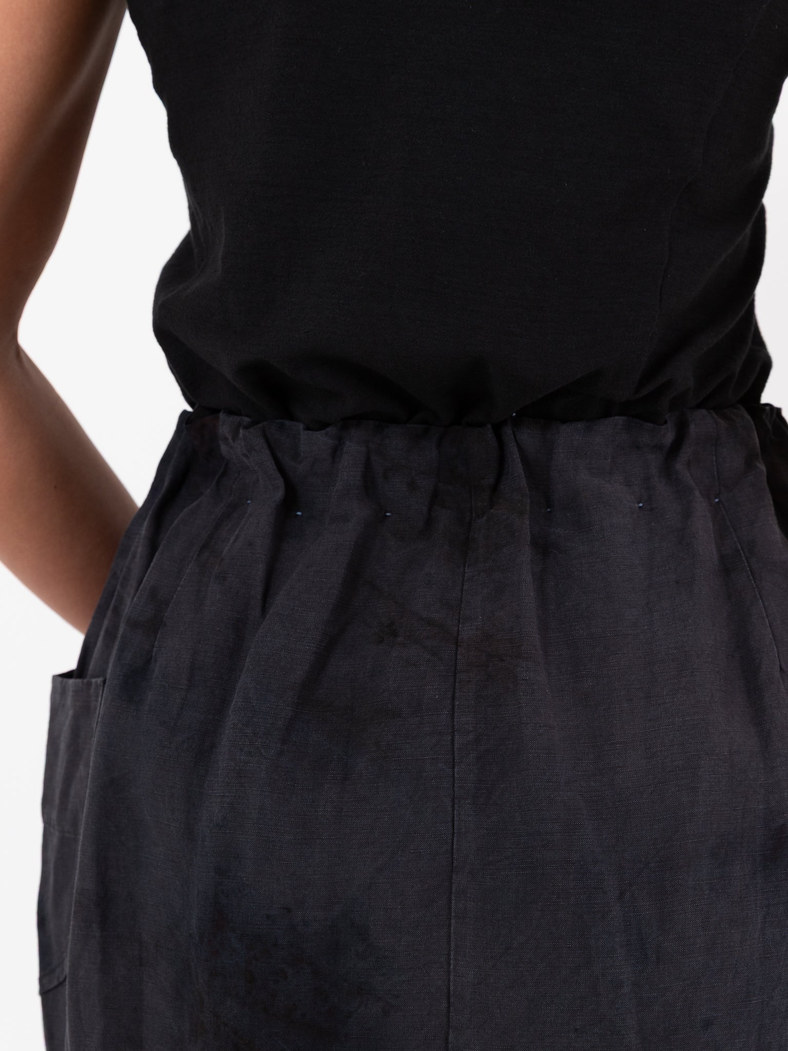 Atelier Suppan Skirt 54 in Dark - ATELIER SUPPAN at Worthwhile - shop SKIRT