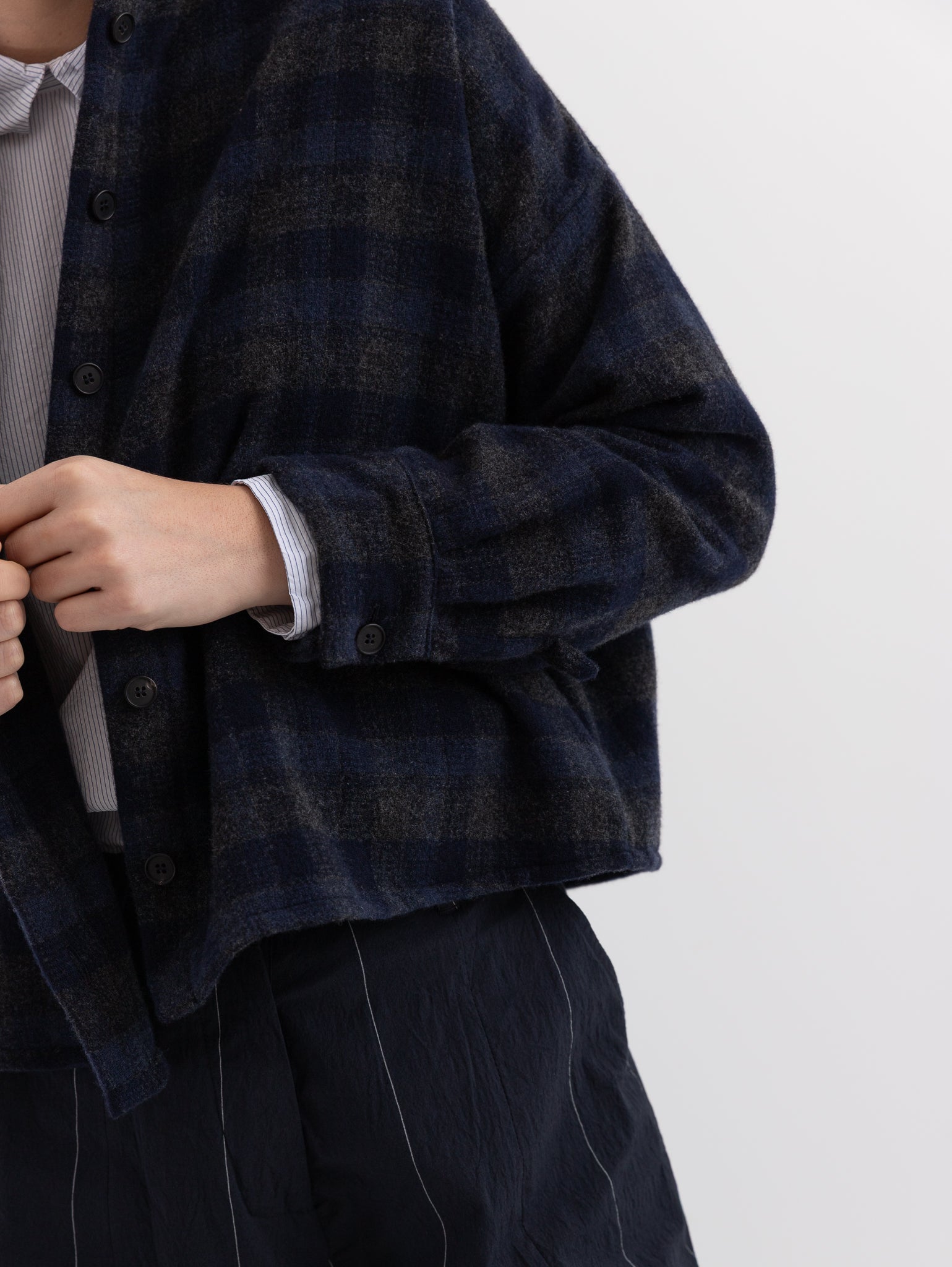 Bergfabel Maya Shirt in Carbon Check - BERGFABEL at Worthwhile - shop TOP