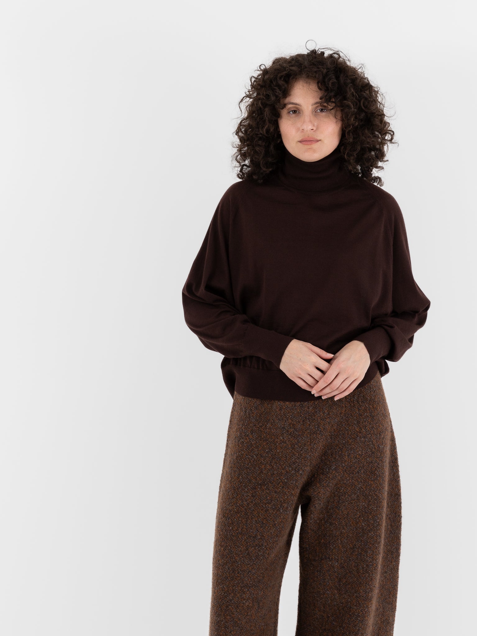 boboutic ニット rennes — Boboutic | Cashmere Silk Turtleneck in Cherry