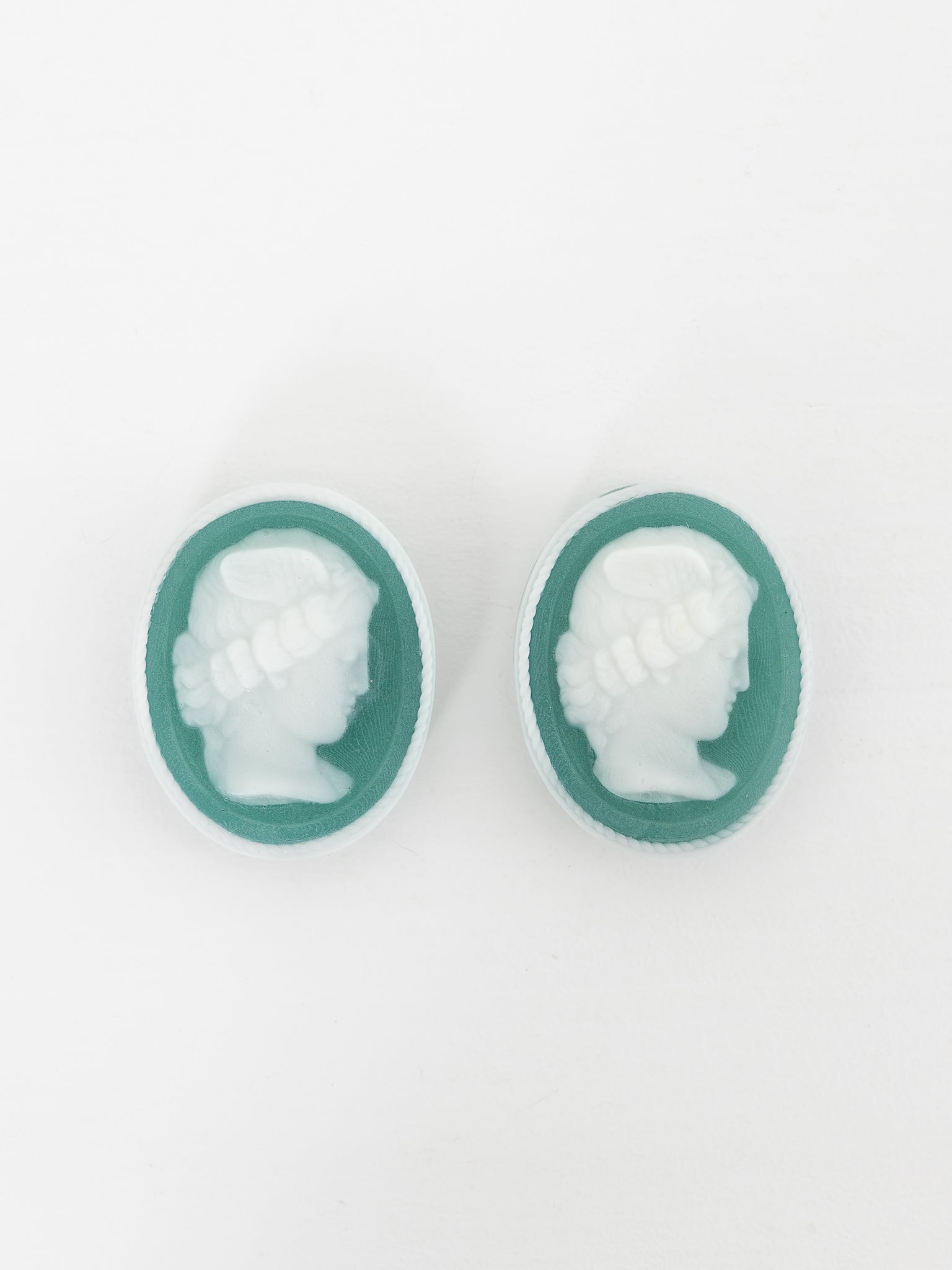 Bridie Hall Diana Intaglio Soap, Aqua Minerals & Sea Kelp - Worthwhile - BRIDIE HALL