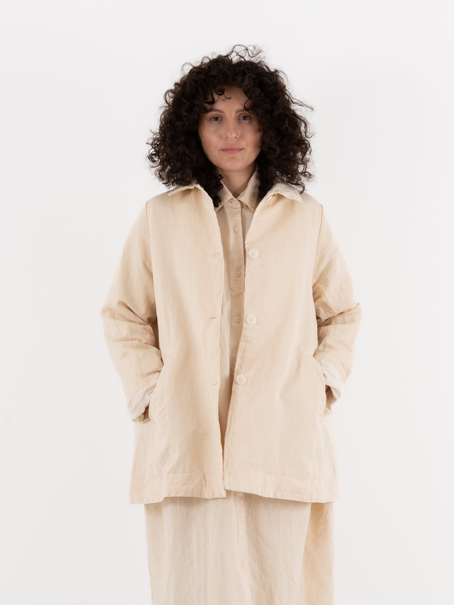 Casey Caseyジャケット Casey Casey Soleil Jacket in Natural at Worthwhile