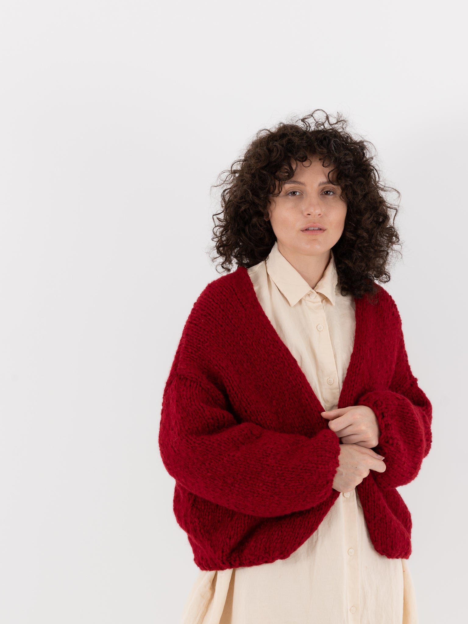 本日価格！【CASEY CASEY 】 SHORT CARDIGAN CASEY CASEY Short Cardigan in Red Curated at Jake and Jones