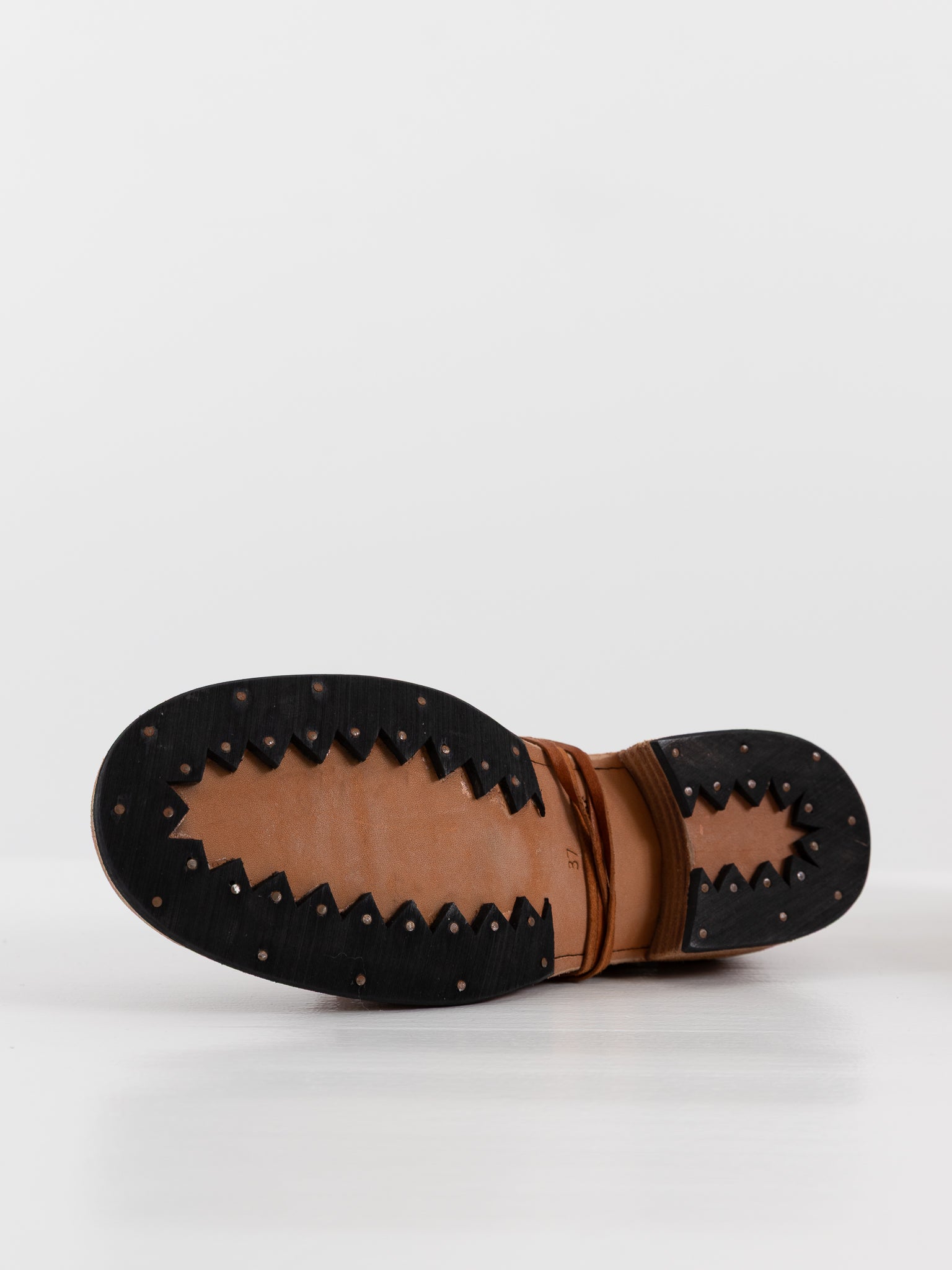 Casey Casey x Guidi Derby - Worthwhile