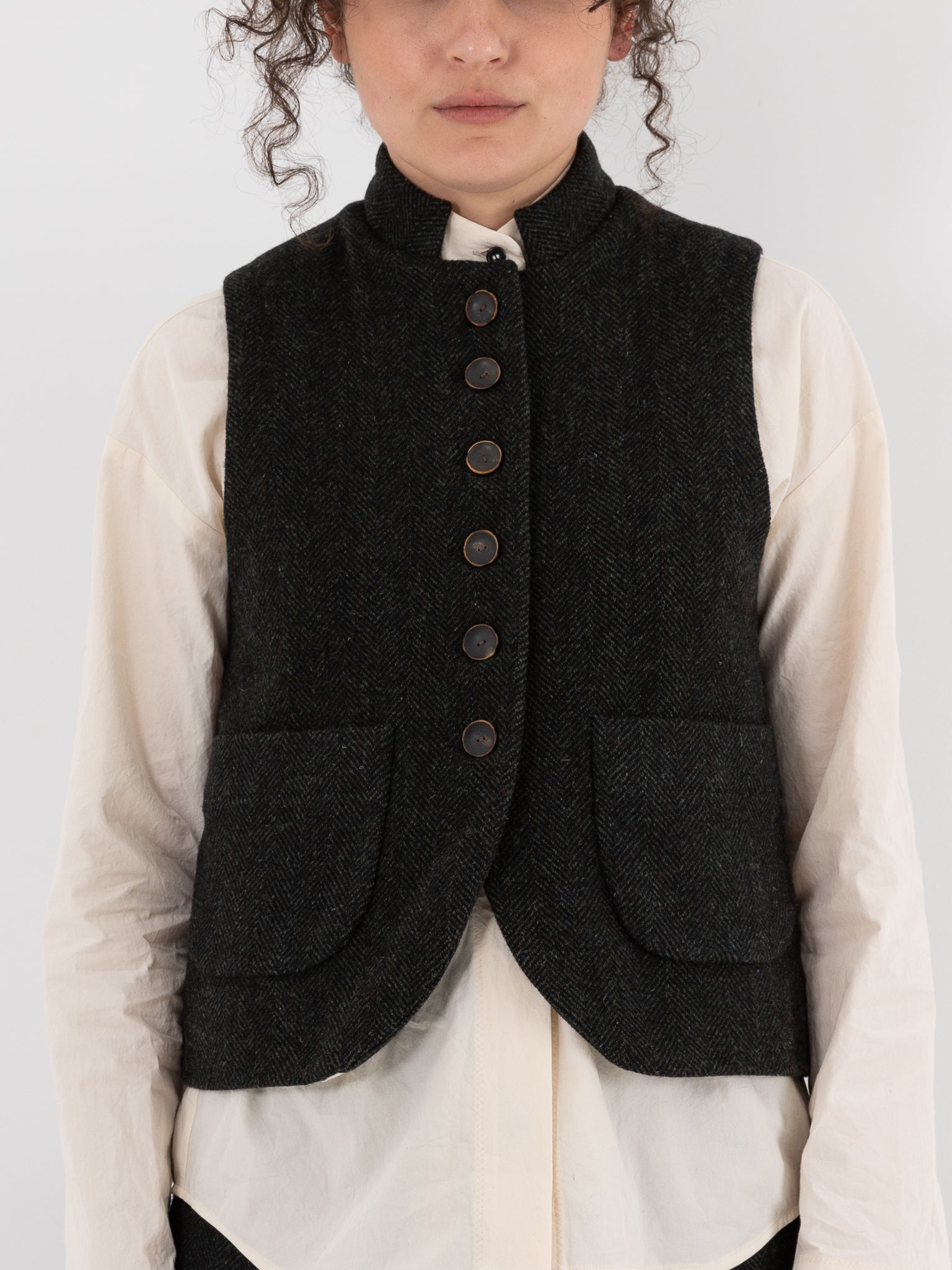 Der Antagonist Waistcoat 5 in Dark Forest - DER ANTAGONIST at Worthwhile - shop VEST