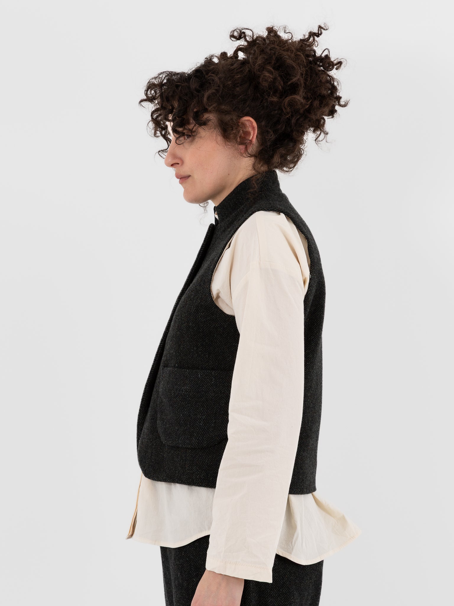 Der Antagonist Waistcoat 5 in Dark Forest - DER ANTAGONIST at Worthwhile - shop VEST