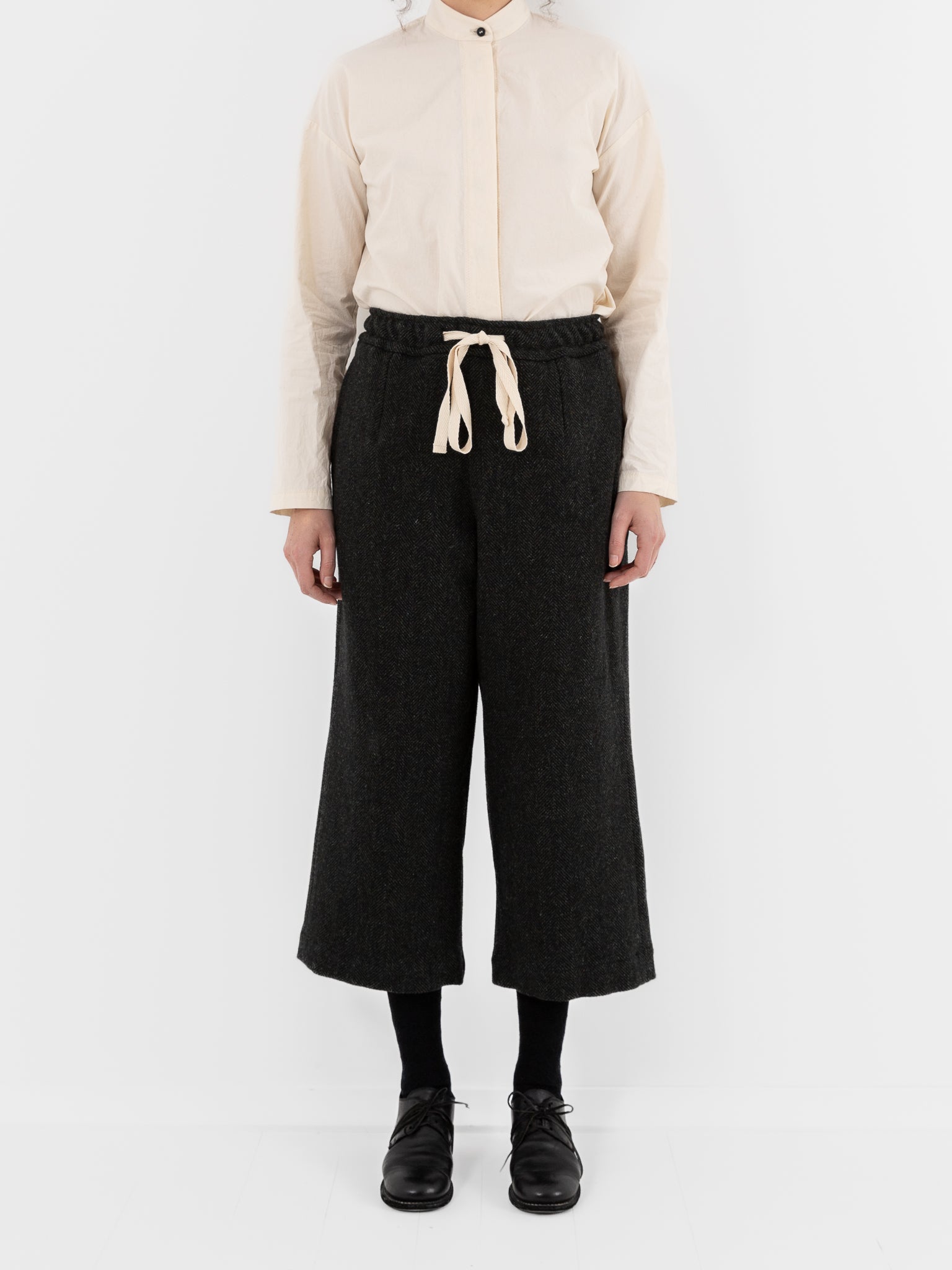 Der Antagonist Pants 12 in Dark Forest - DER ANTAGONIST at Worthwhile - shop PANT