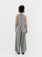 Der Antagonist Shirt 28 in Celadon - DER ANTAGONIST at Worthwhile - shop VEST