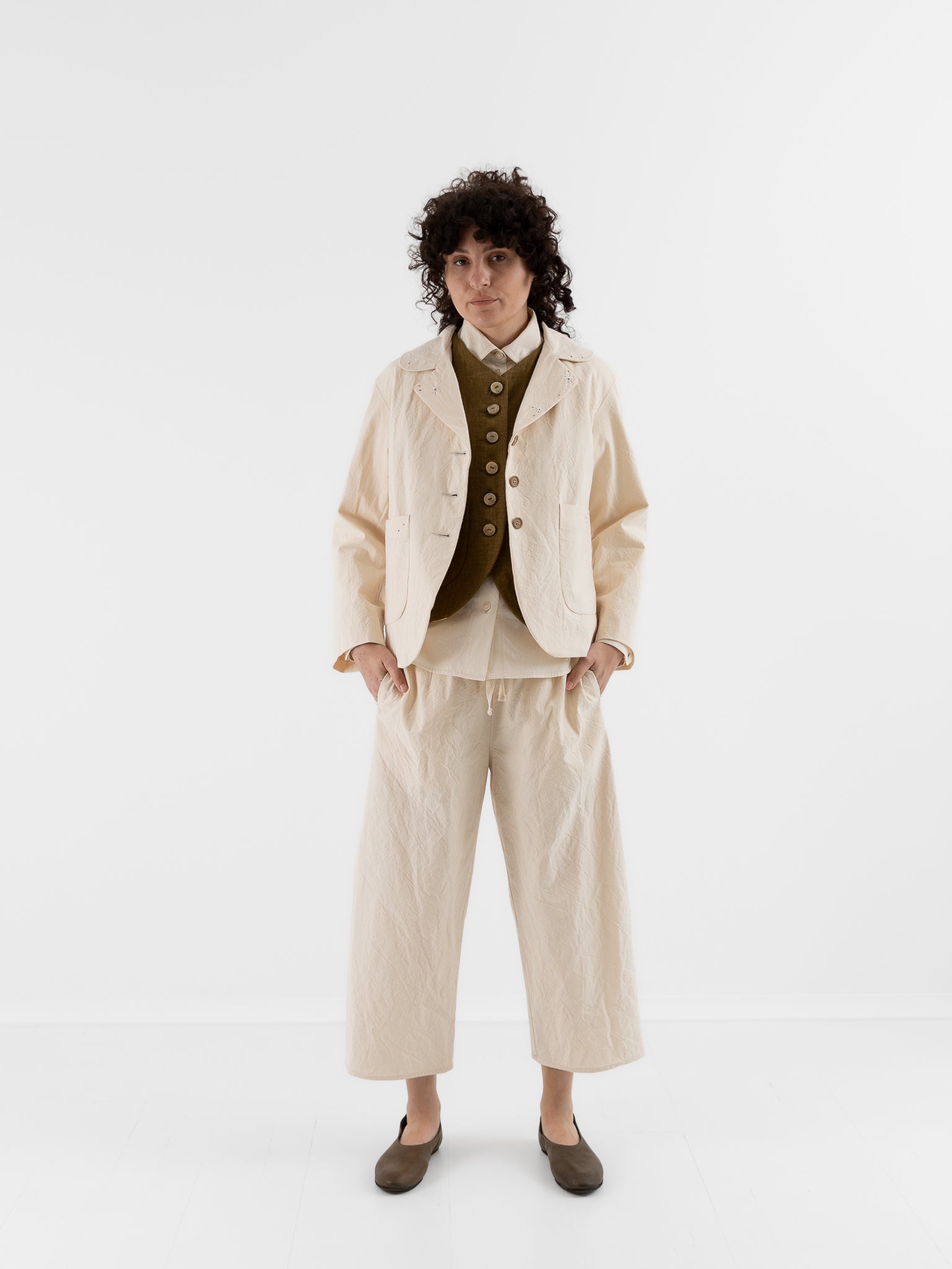 Der Antagonist Jacket in Natural - DER ANTAGONIST at Worthwhile - shop JACKET
