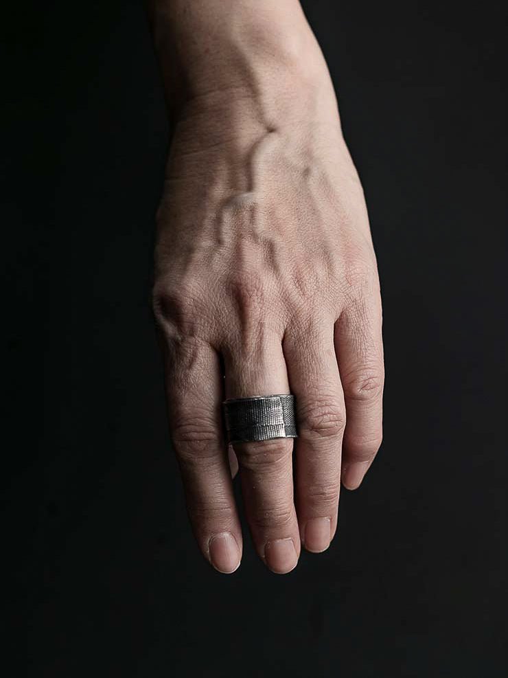 Detaj Bandage Ring VTGR02 in Vintage Silver - DETAJ at Worthwhile - shop RINGS