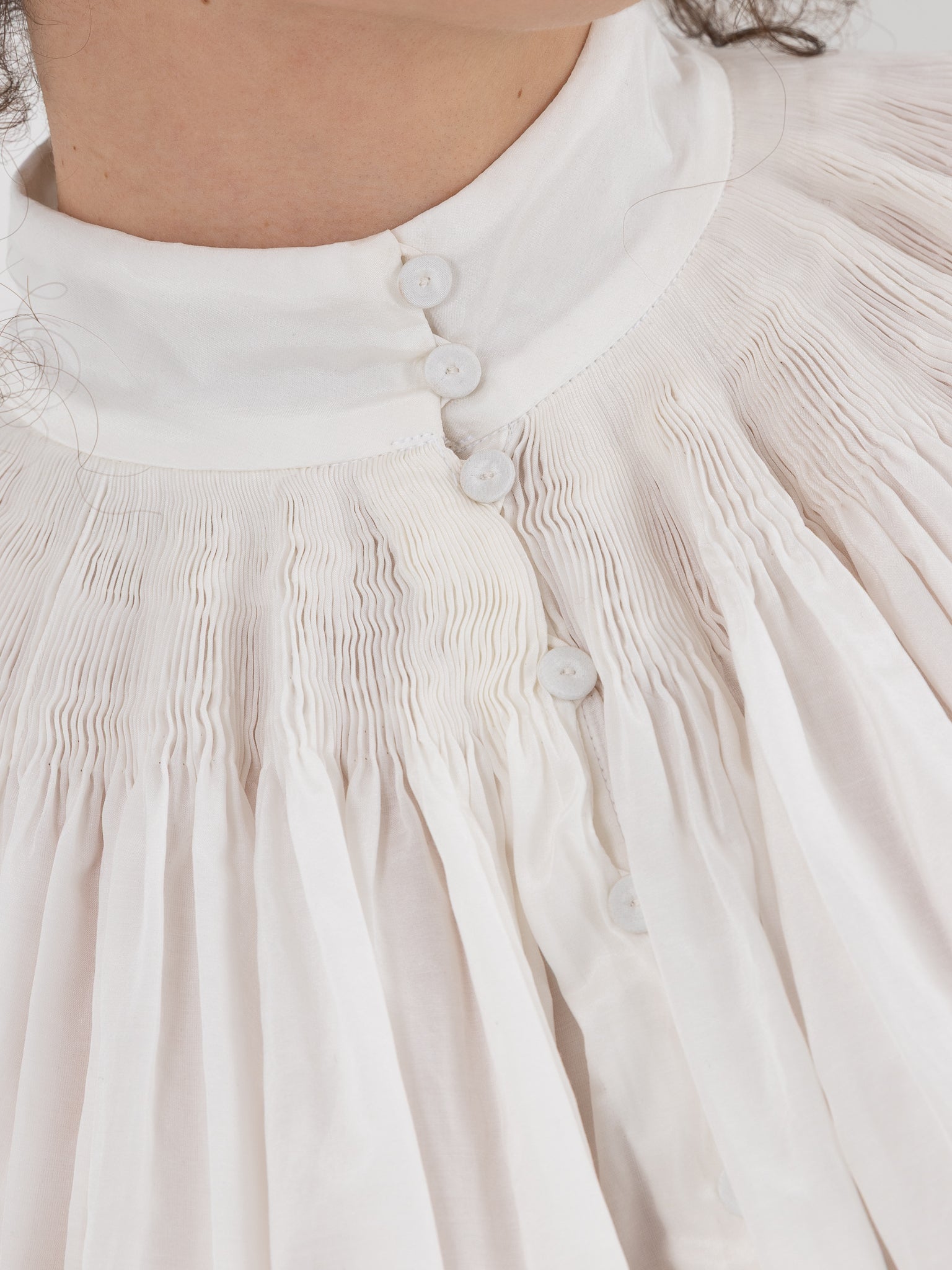 École De Curiosités Anne Shirt in Off White - ECOLE DE CURIOSITES at Worthwhile - shop TOP
