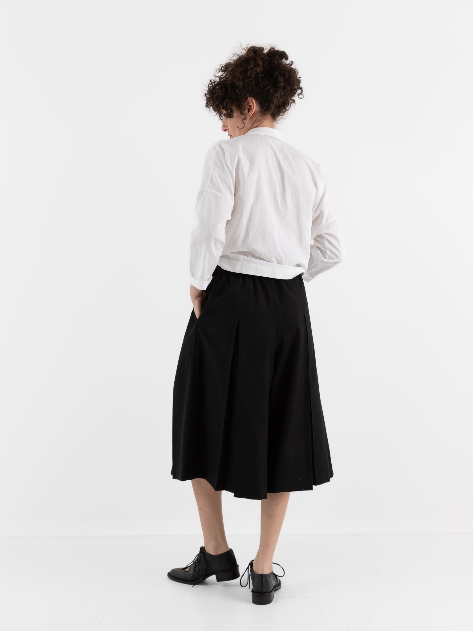 École De Curiosités Polly Pant in Black - ECOLE DE CURIOSITES at Worthwhile - shop PANT