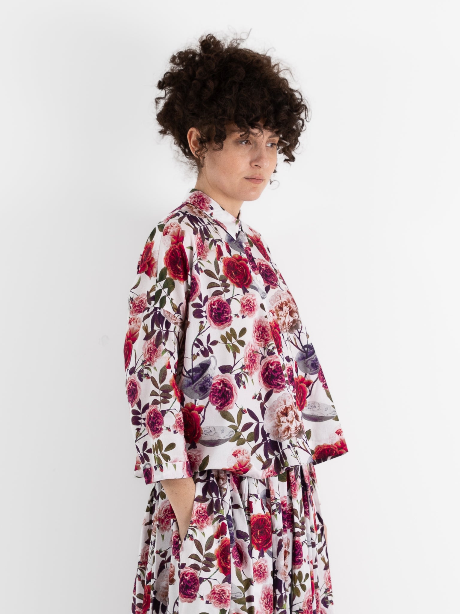 École De Curiosités Brigitte Shirt in White/Roses - ECOLE DE CURIOSITES at Worthwhile
