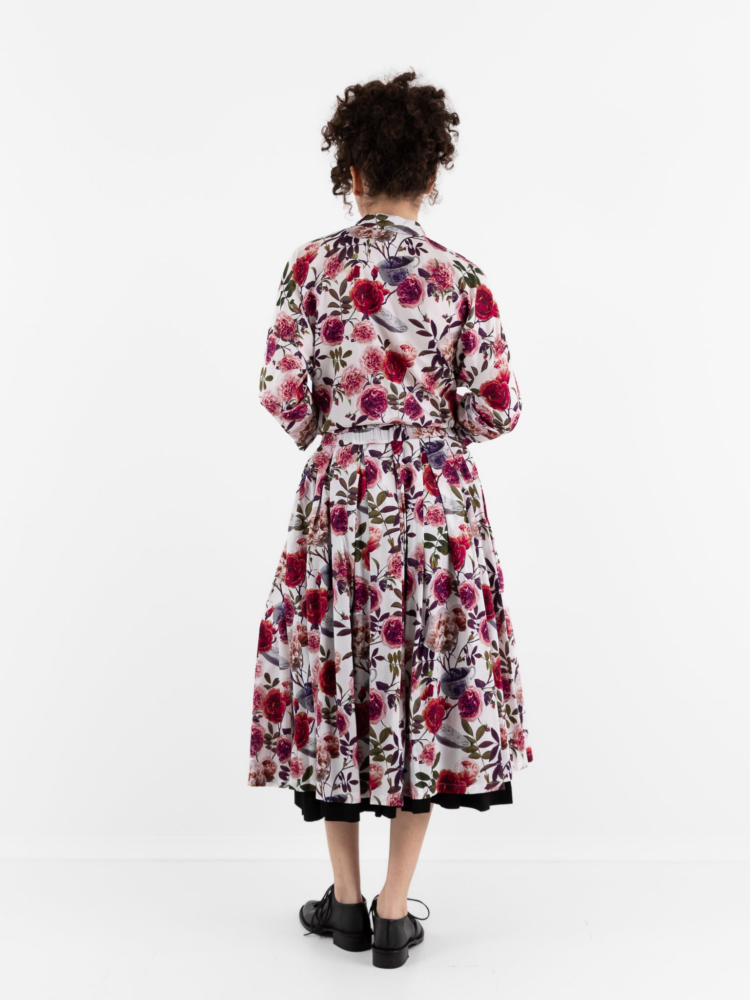École De Curiosités Solange Reversible Skirt in White/Roses - ECOLE DE CURIOSITES at Worthwhile