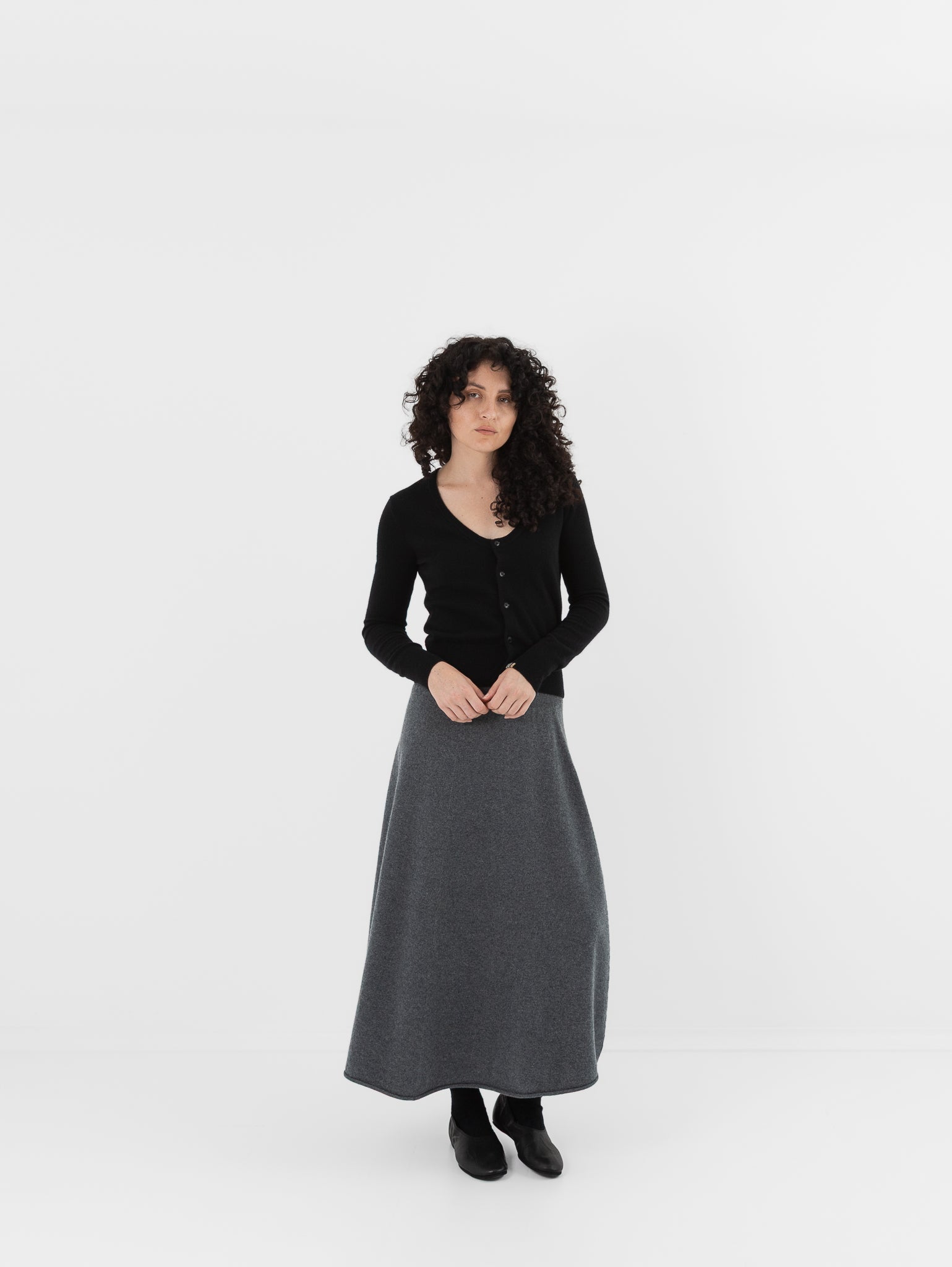 Extreme Cashmere n°511 Dorothea Cardigan in Raven - EXTREME CASHMERE at Worthwhile - shop CARDIGAN