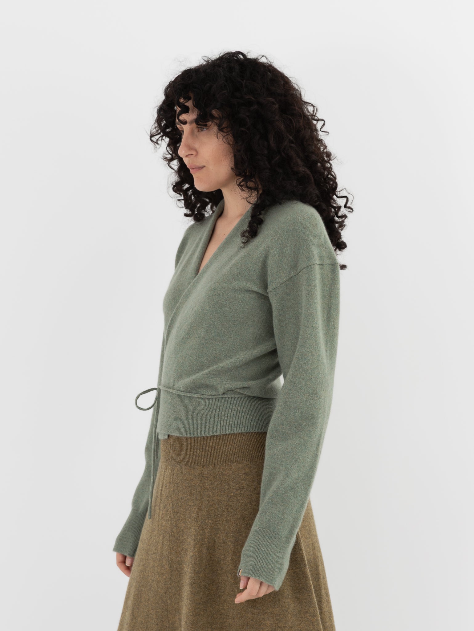 Extreme Cashmere n°516 Ella Cardigan in Hemlock - EXTREME CASHMERE at Worthwhile - shop CARDIGAN