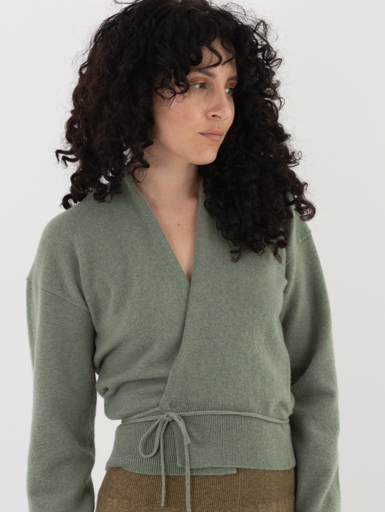 Extreme Cashmere n°516 Ella Cardigan in Hemlock - EXTREME CASHMERE at Worthwhile - shop CARDIGAN