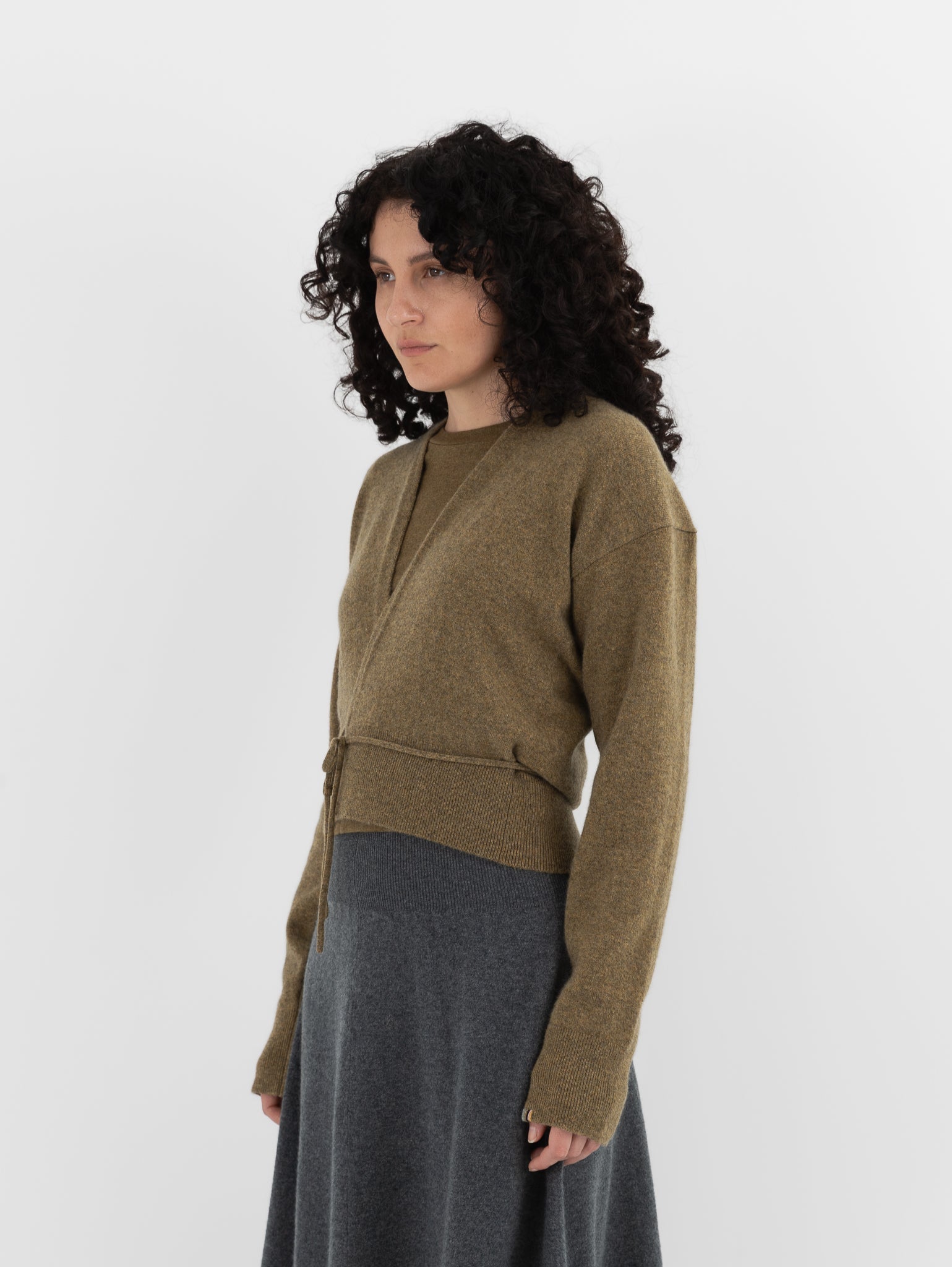 Extreme Cashmere n°516 Ella Cardigan in Hunter - EXTREME CASHMERE at Worthwhile - shop CARDIGAN