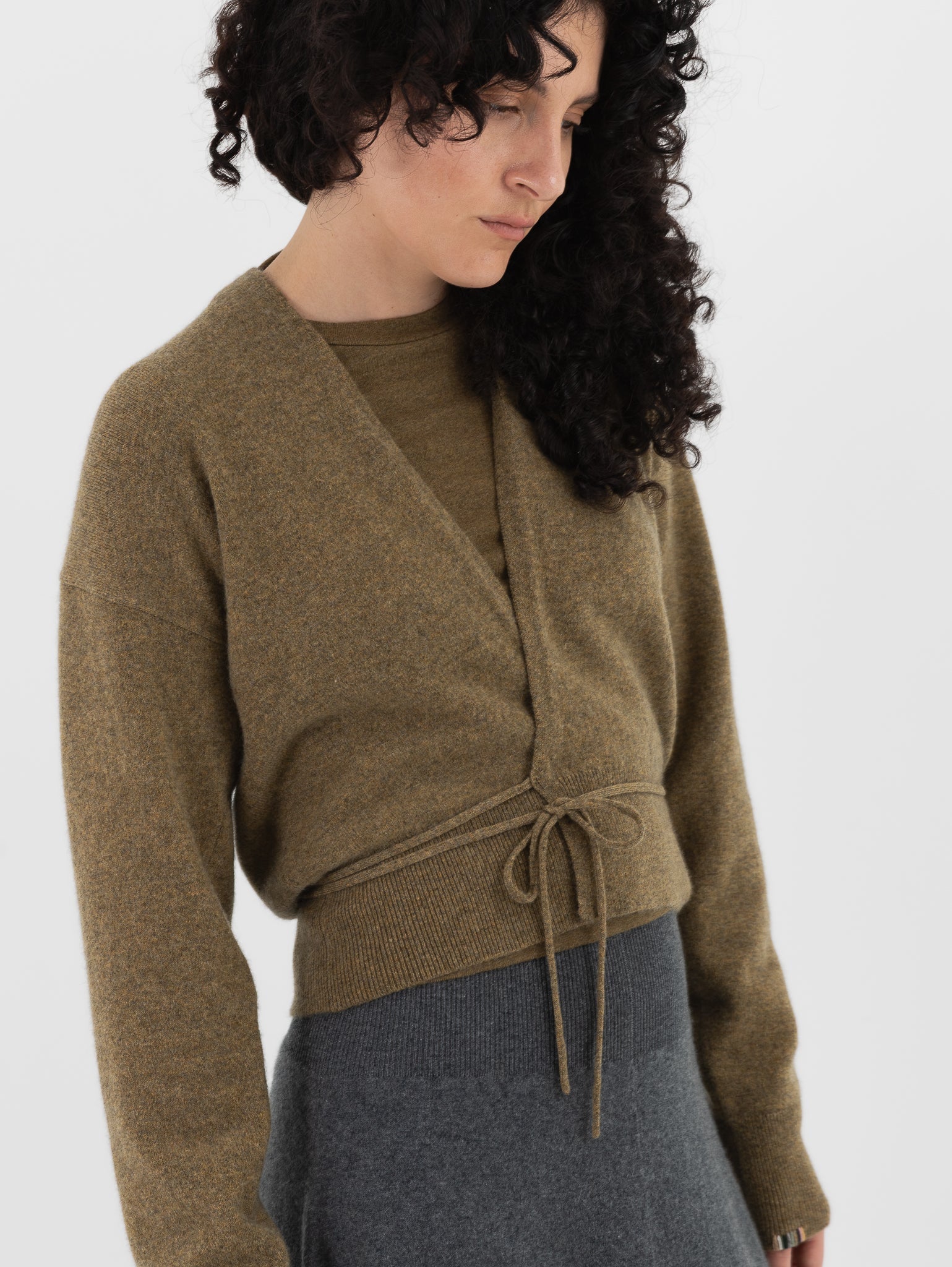 Extreme Cashmere n°516 Ella Cardigan in Hunter - EXTREME CASHMERE at Worthwhile - shop CARDIGAN