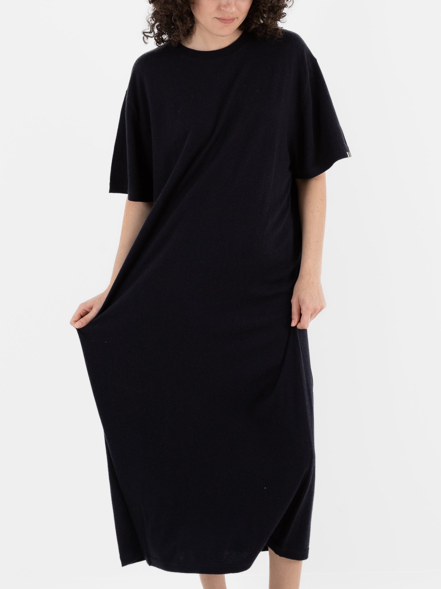Extreme Cashmere n°321 Kris Dress in Navy - EXTREME CASHMERE at Worthwhile