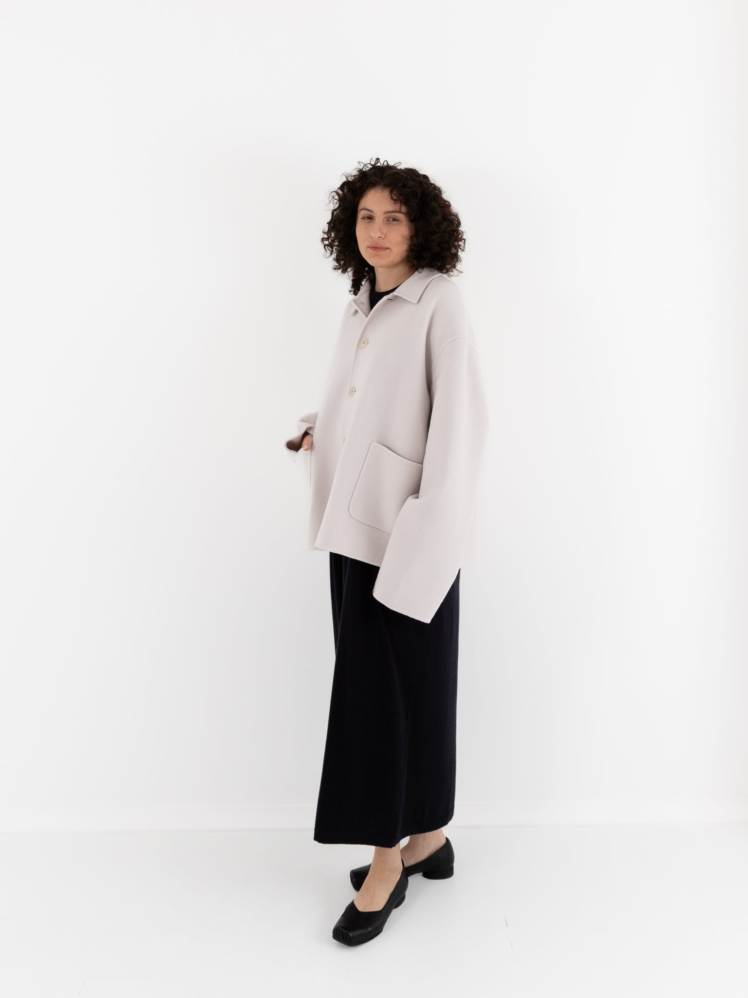 Extreme Cashmere n°427 Maker Jacket in Chalk - EXTREME CASHMERE at Worthwhile