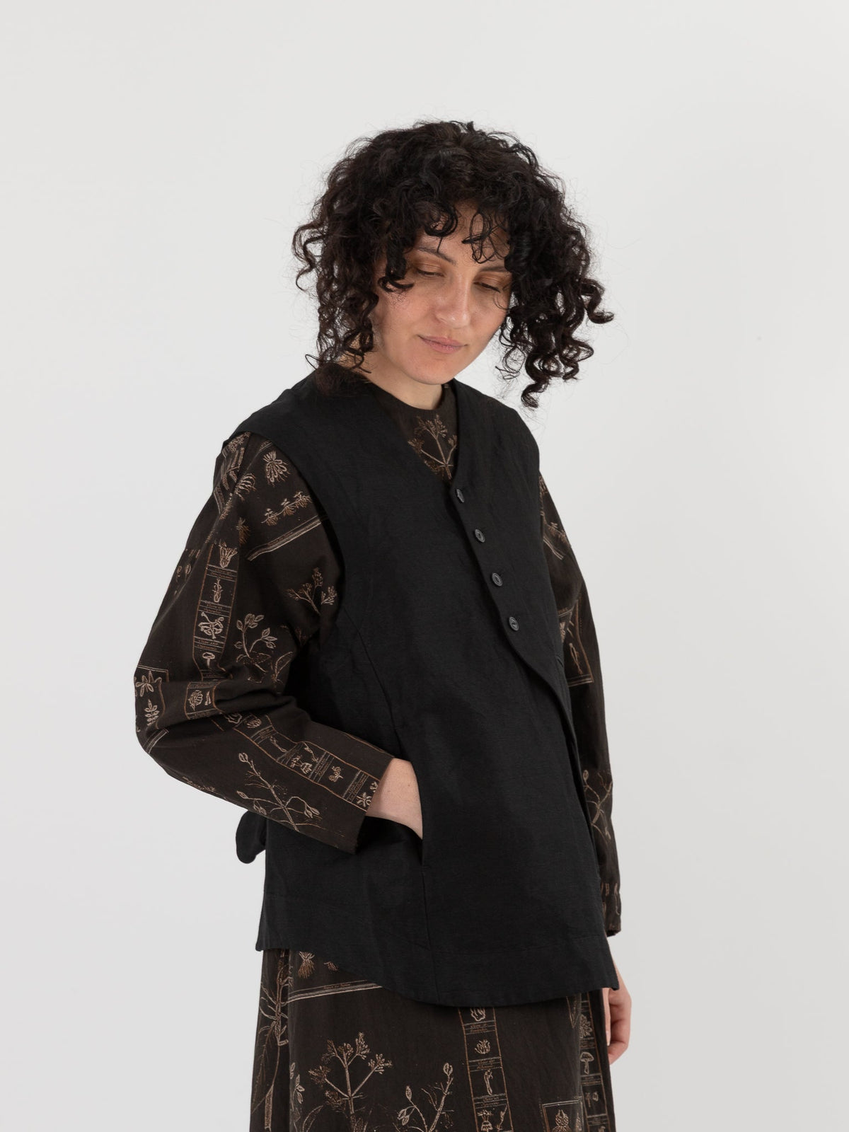 GASA Apron Vest in Black - GASA at Worthwhile - shop VEST