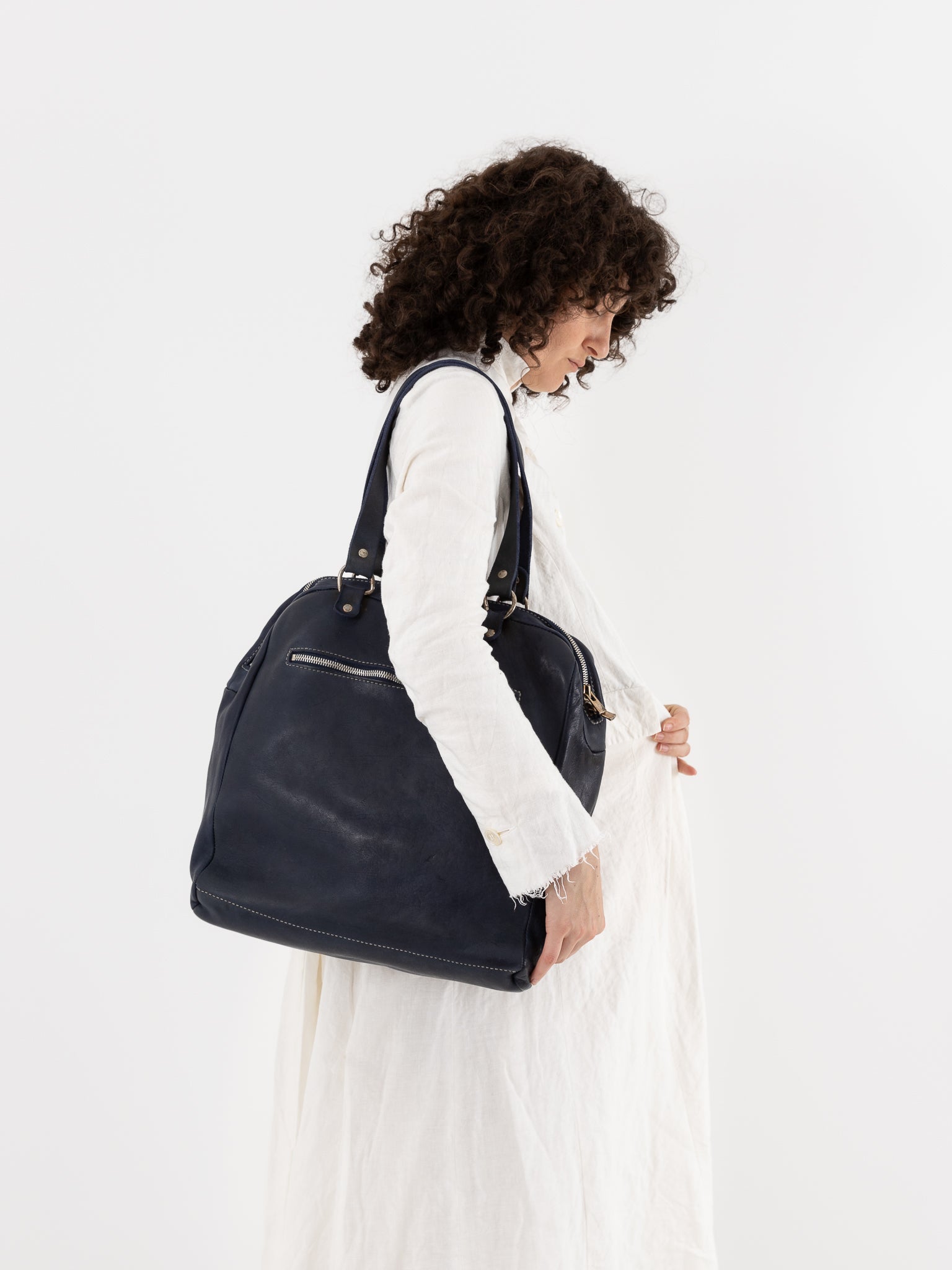 Guidi Doctor Bag DR01 in Navy at Worthwhile