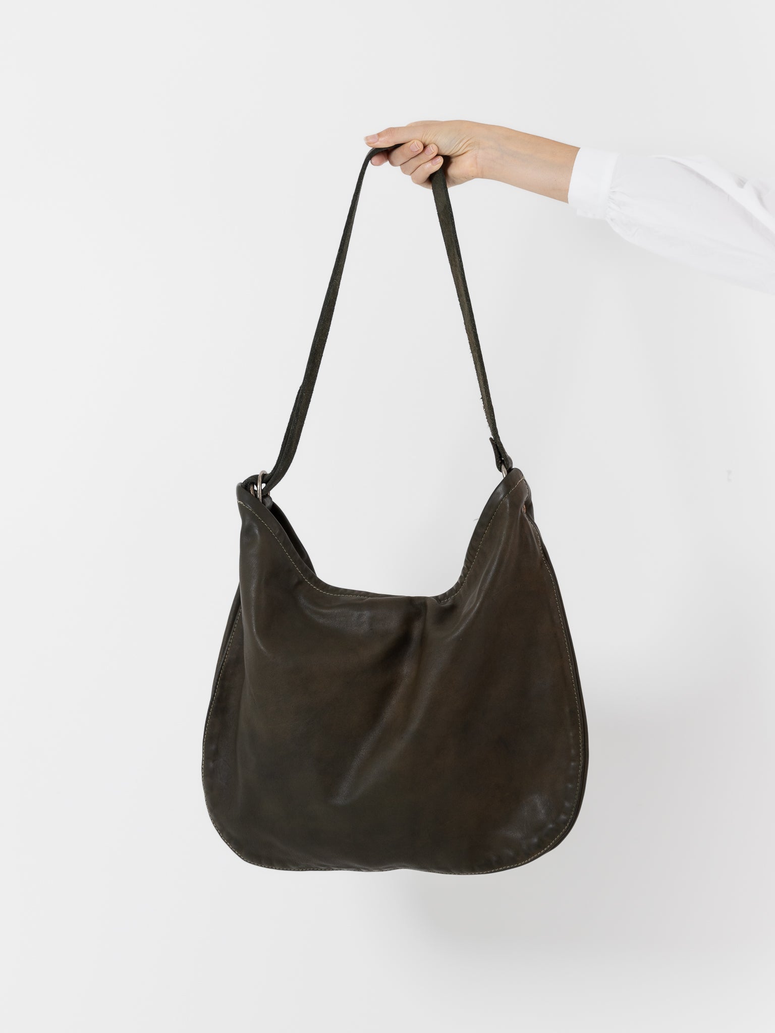 Guidi Crossbody Bag Q20 in Army Green - GUIDI at Worthwhile