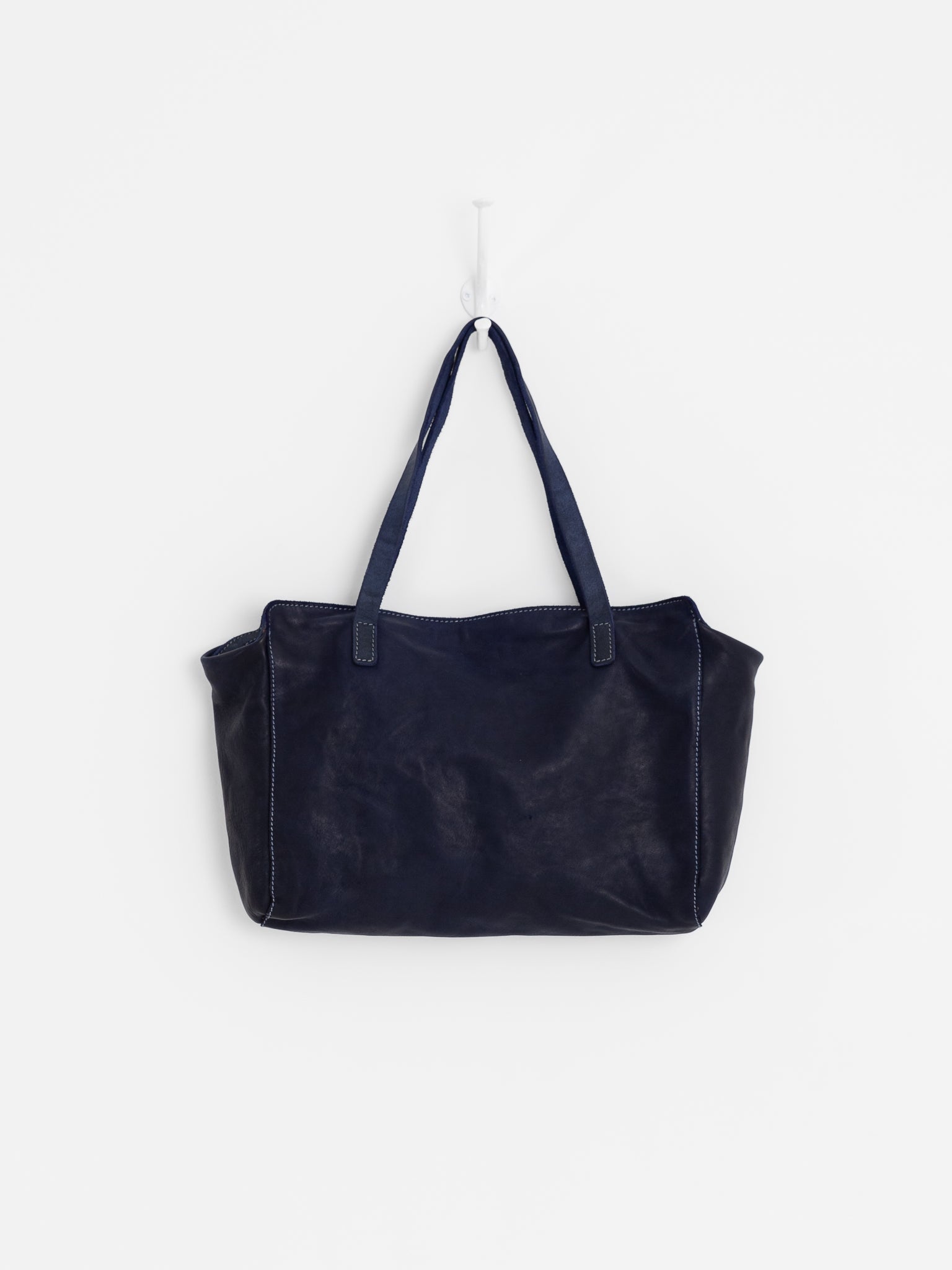 Guidi Handle Bag RT01 in Navy - GUIDI at Worthwhile - shop BAG