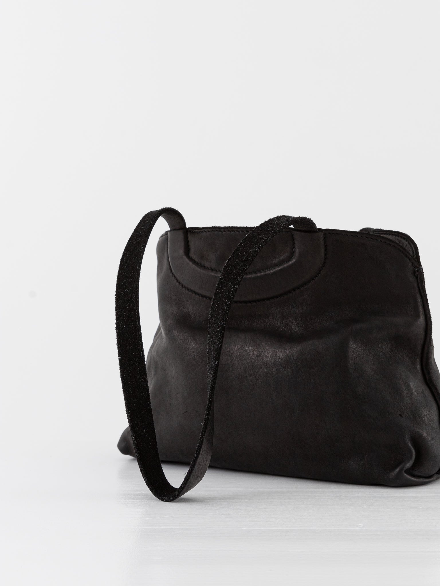 Guidi Shoulder Bag B100 - Worthwhile