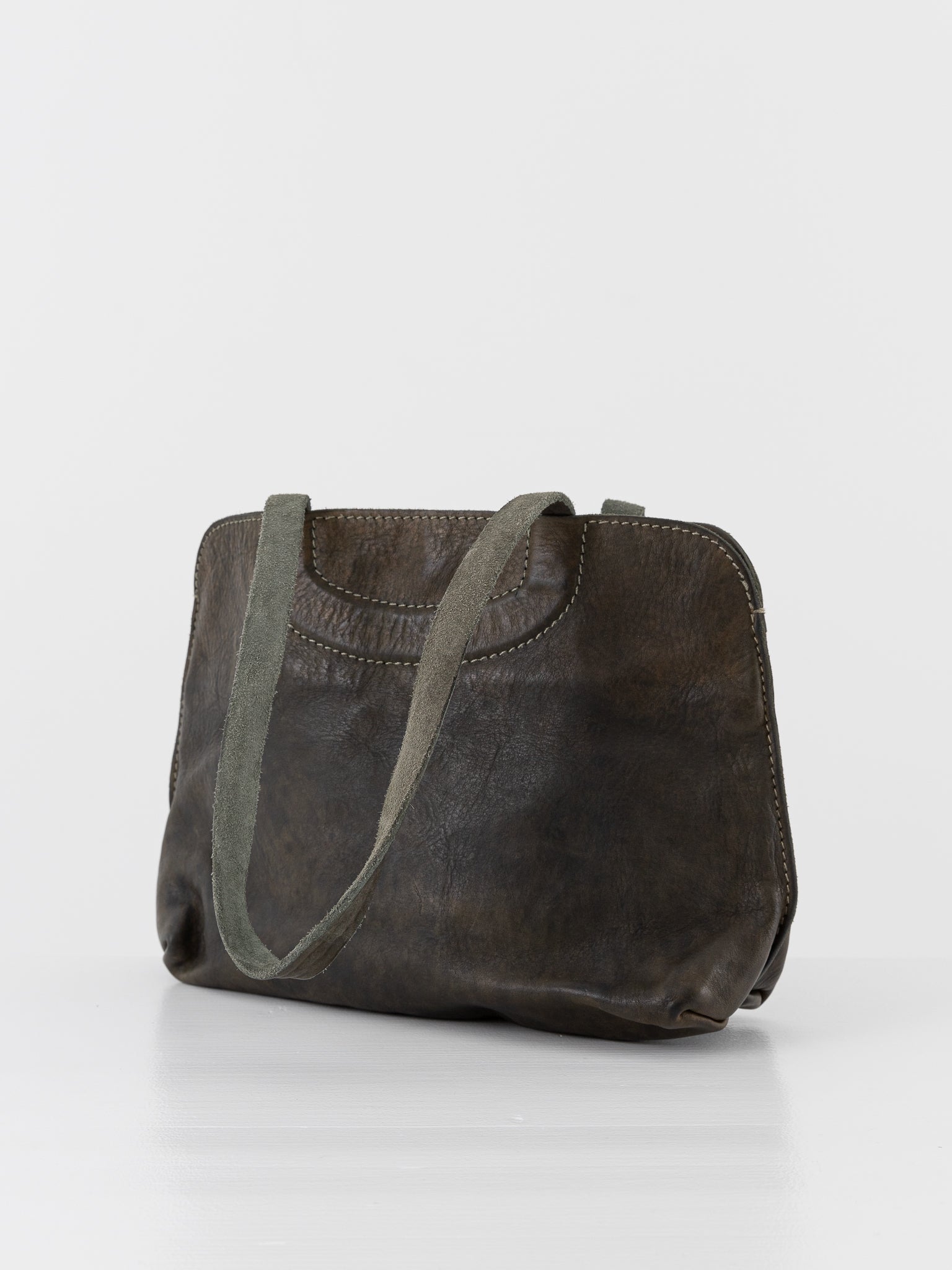 Guidi Shoulder Bag B100 - Worthwhile