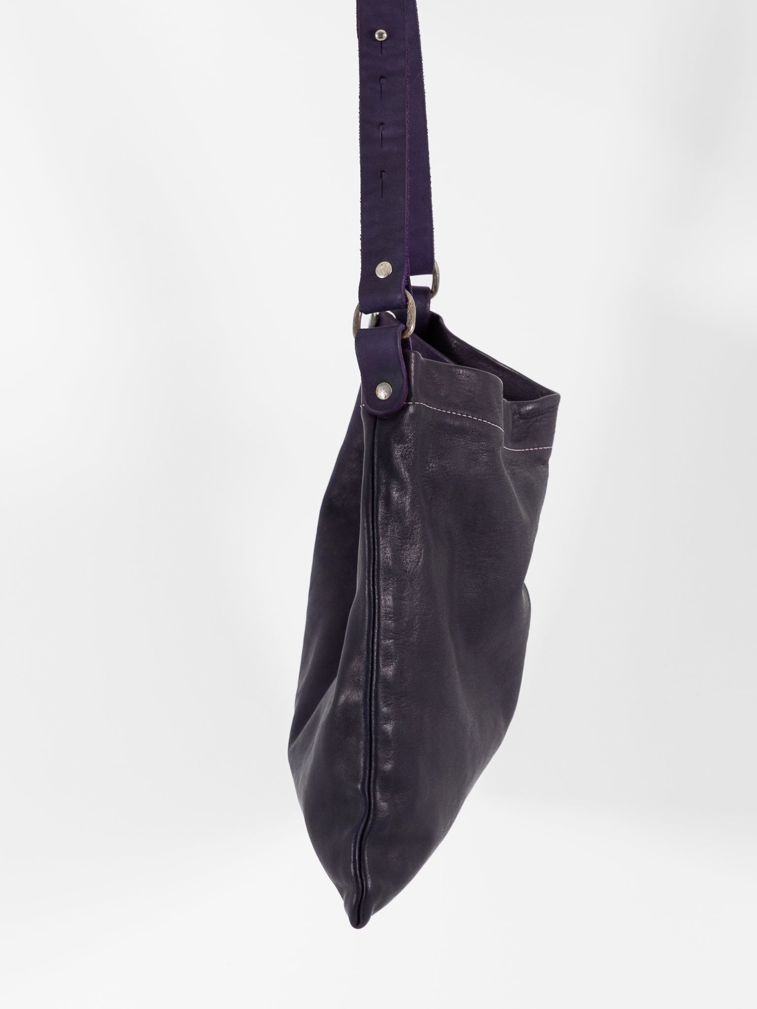 Guidi Shoulder Bag RE01 - Worthwhile