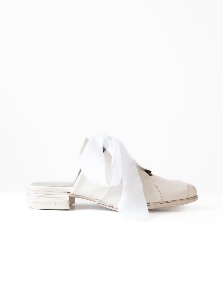 Atelier Inscrire Rem Mule, Ivory - Worthwhile