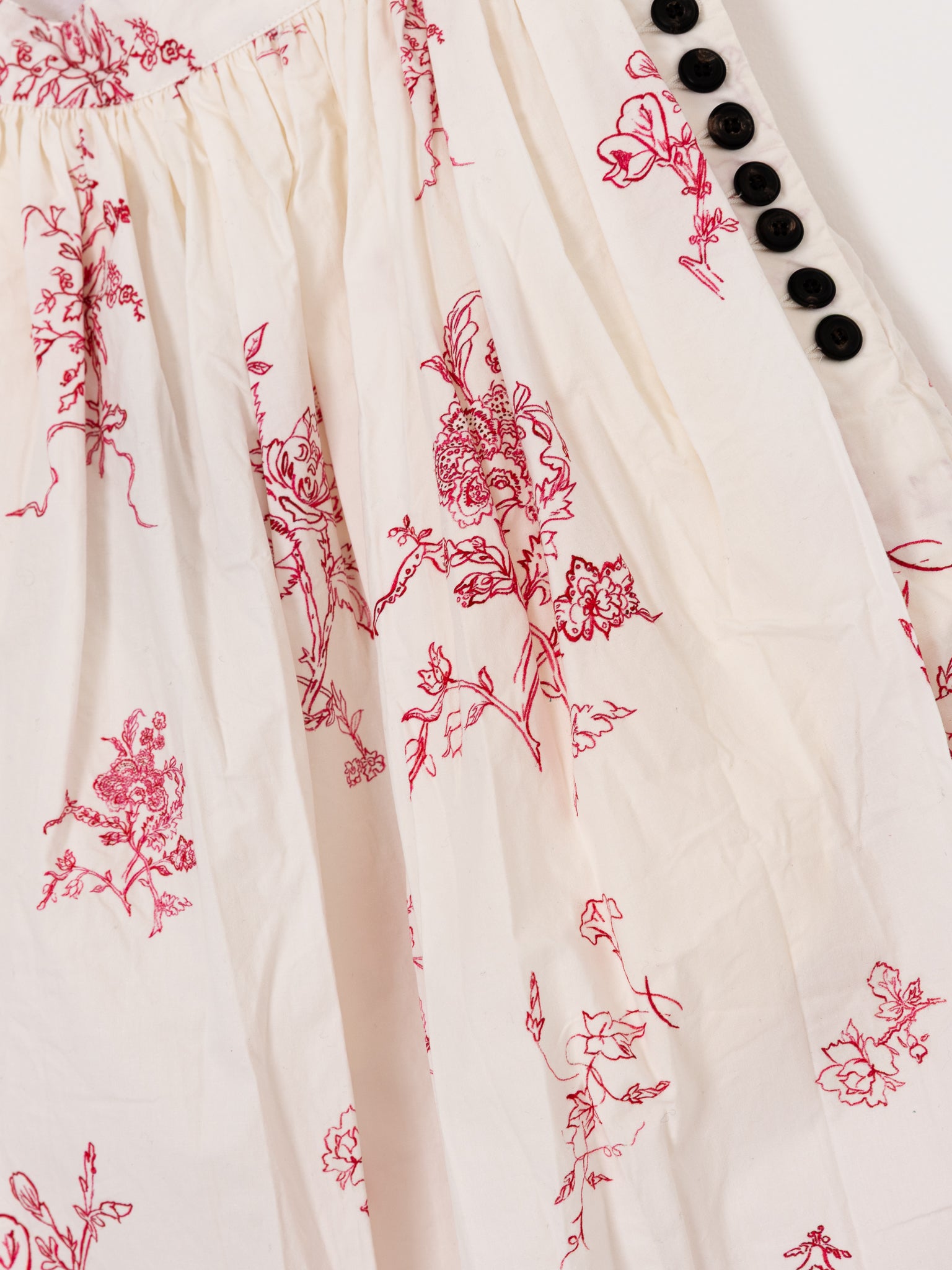 John Alexander Skelton Gather Skirt in White/Red - JOHN ALEXANDER SKELTON at Worthwhile - shop SKIRT