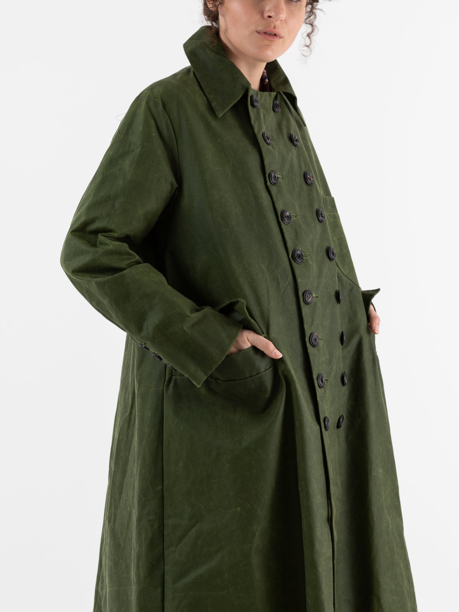 John Alexander Skelton Erskine Coat in Green - JOHN ALEXANDER SKELTON at Worthwhile
