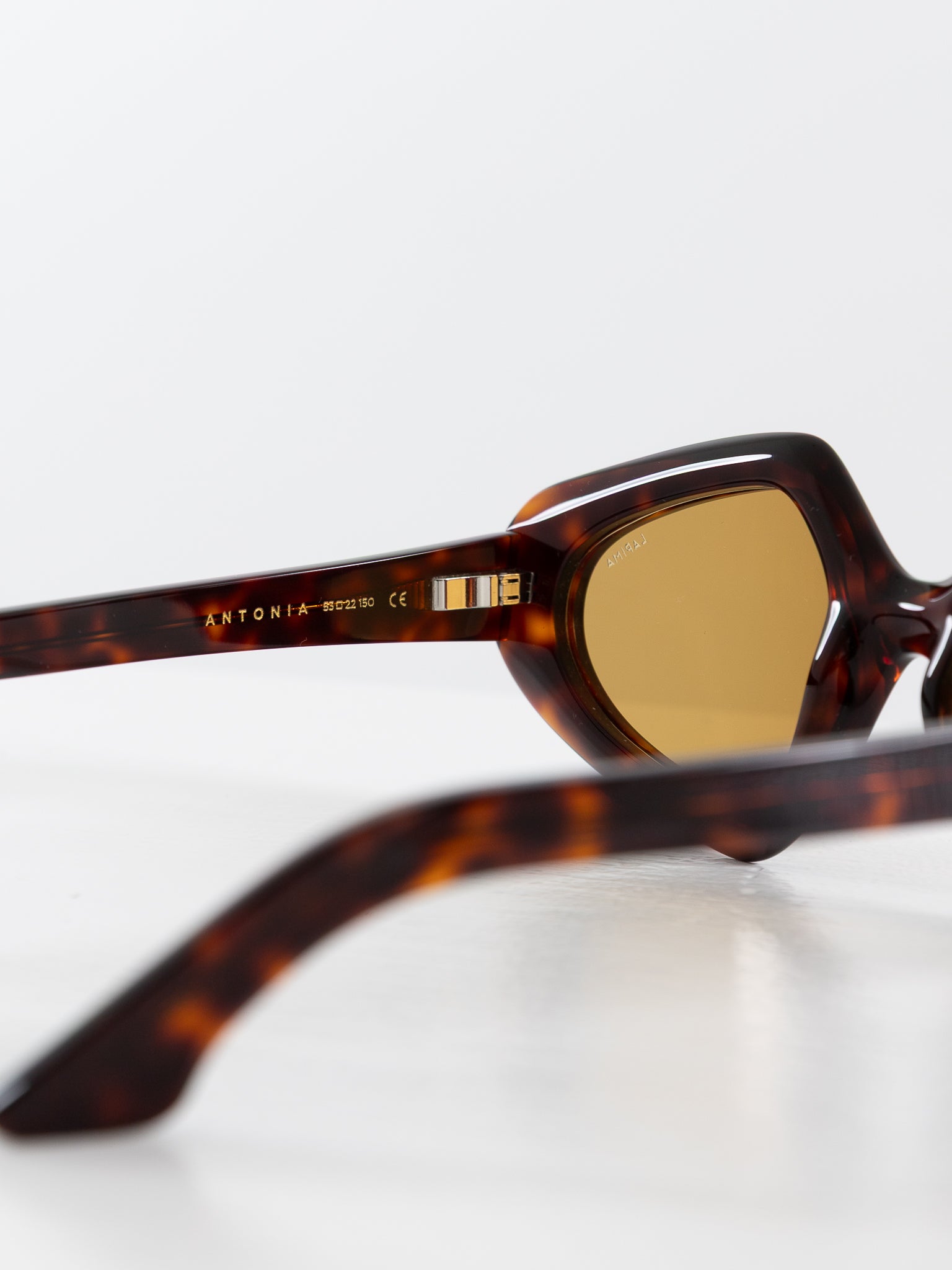 Lapima Antonia Sunglasses - Havana Vintage - Worthwhile