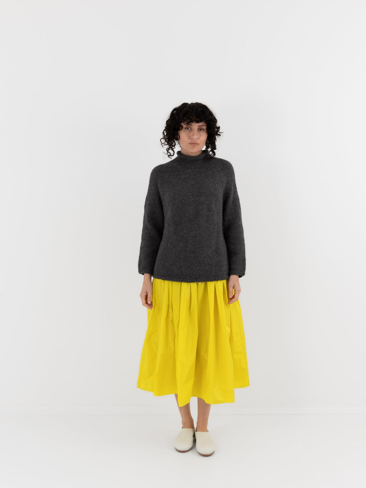 Nitto Cafe Da Manha Sweater in Anthracite Grey - NITTO at Worthwhile - shop SWEATER