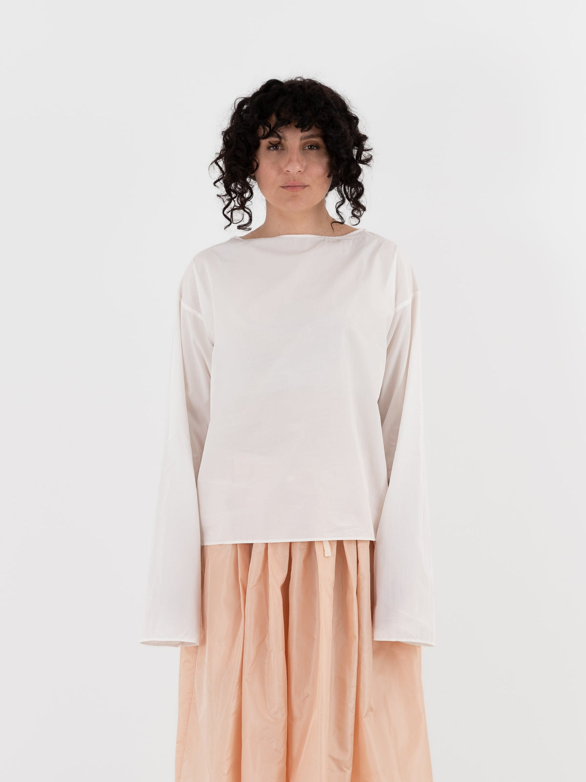 Nitto Duna Blouse in Off White - NITTO at Worthwhile - shop TOP
