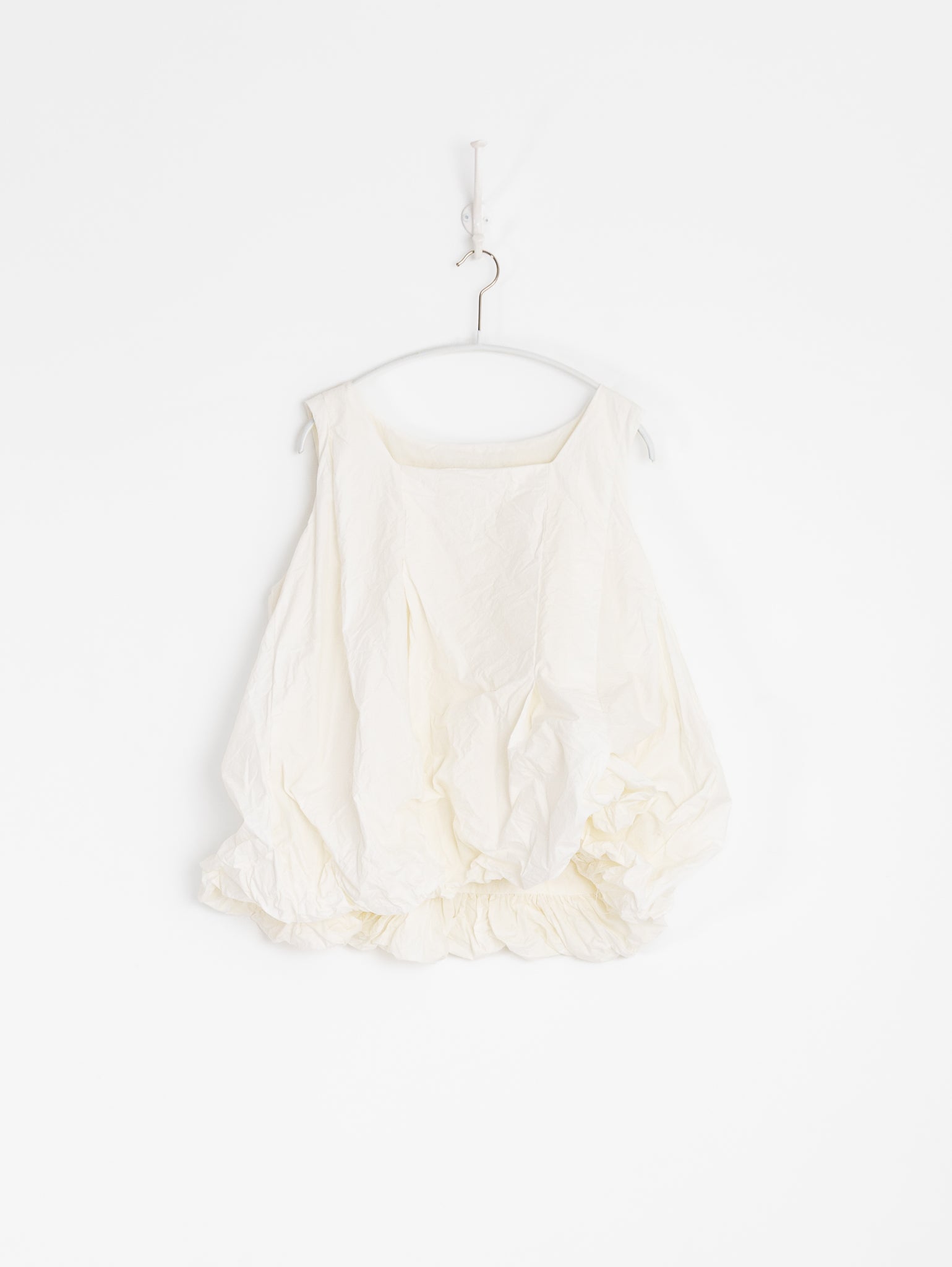 Ricorrrobe Ddt Top in White - RICORRROBE at Worthwhile - shop TOP