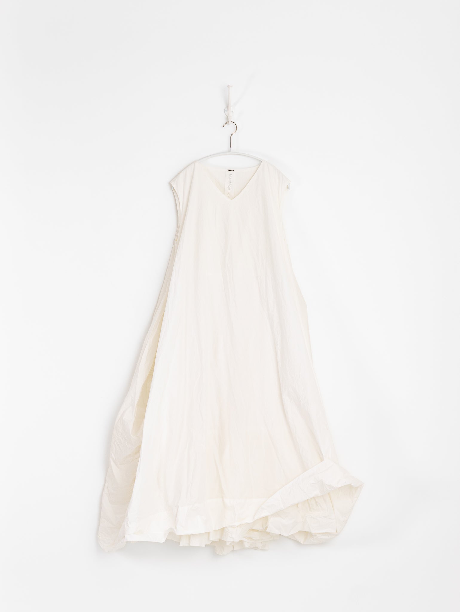 Ricorrrobe Ow Dress in White - RICORRROBE at Worthwhile - shop DRESS