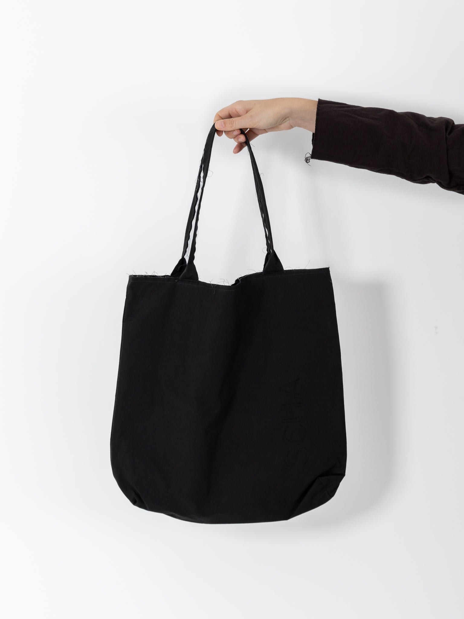 SCHA Big Carry Bag in Black - Worthwhile
