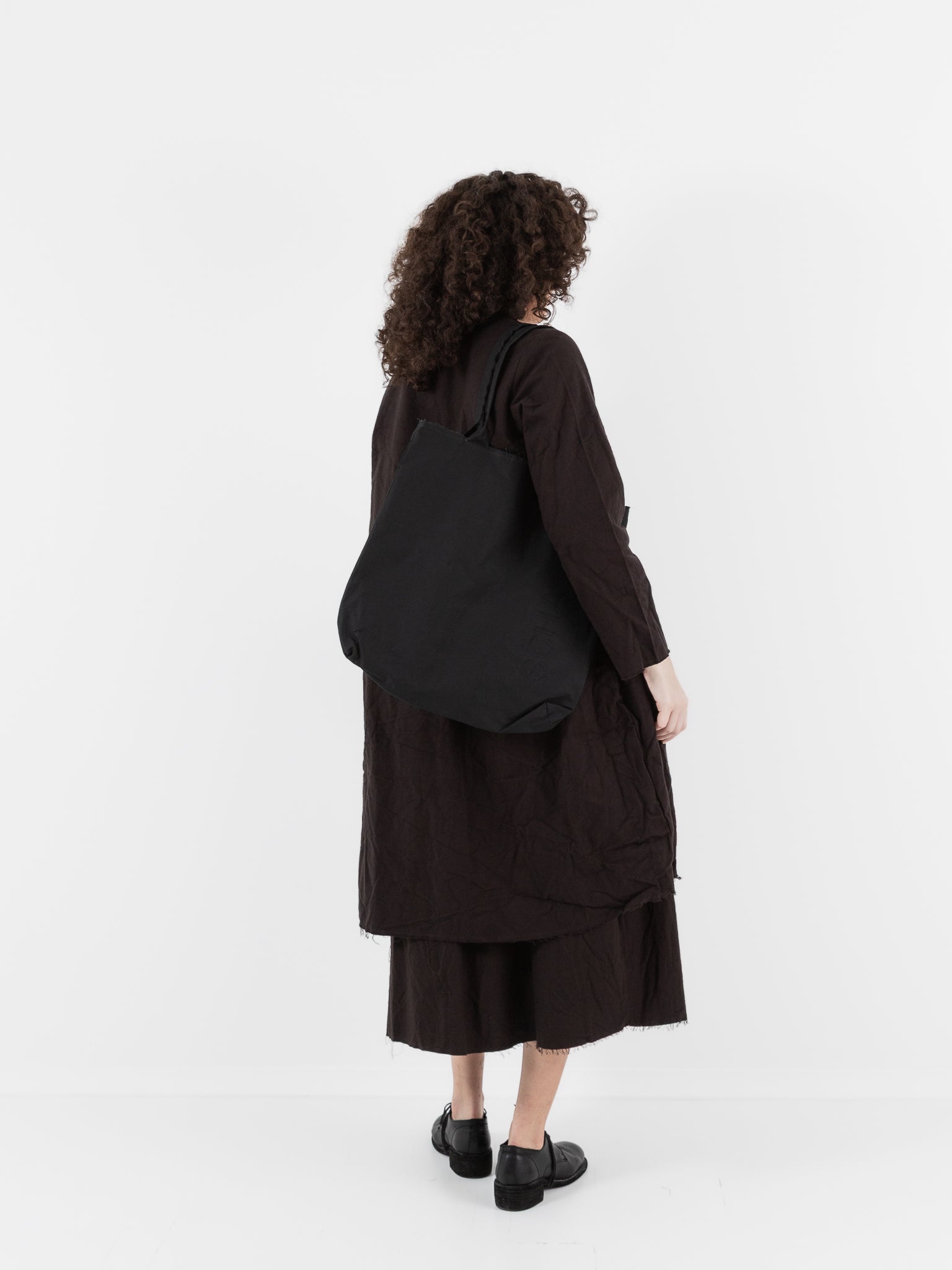 SCHA Big Carry Bag in Black - Worthwhile