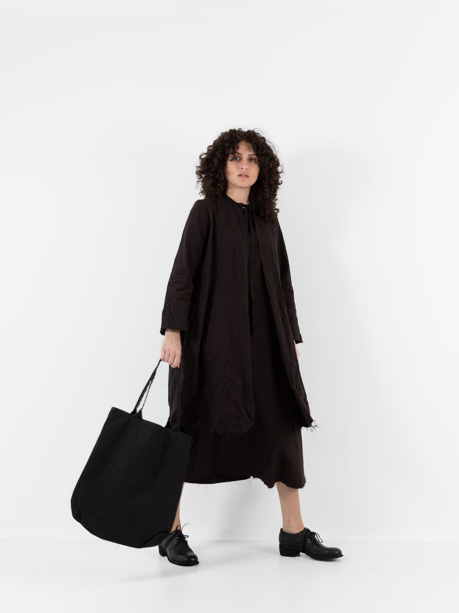 SCHA Big Carry Bag in Black - Worthwhile