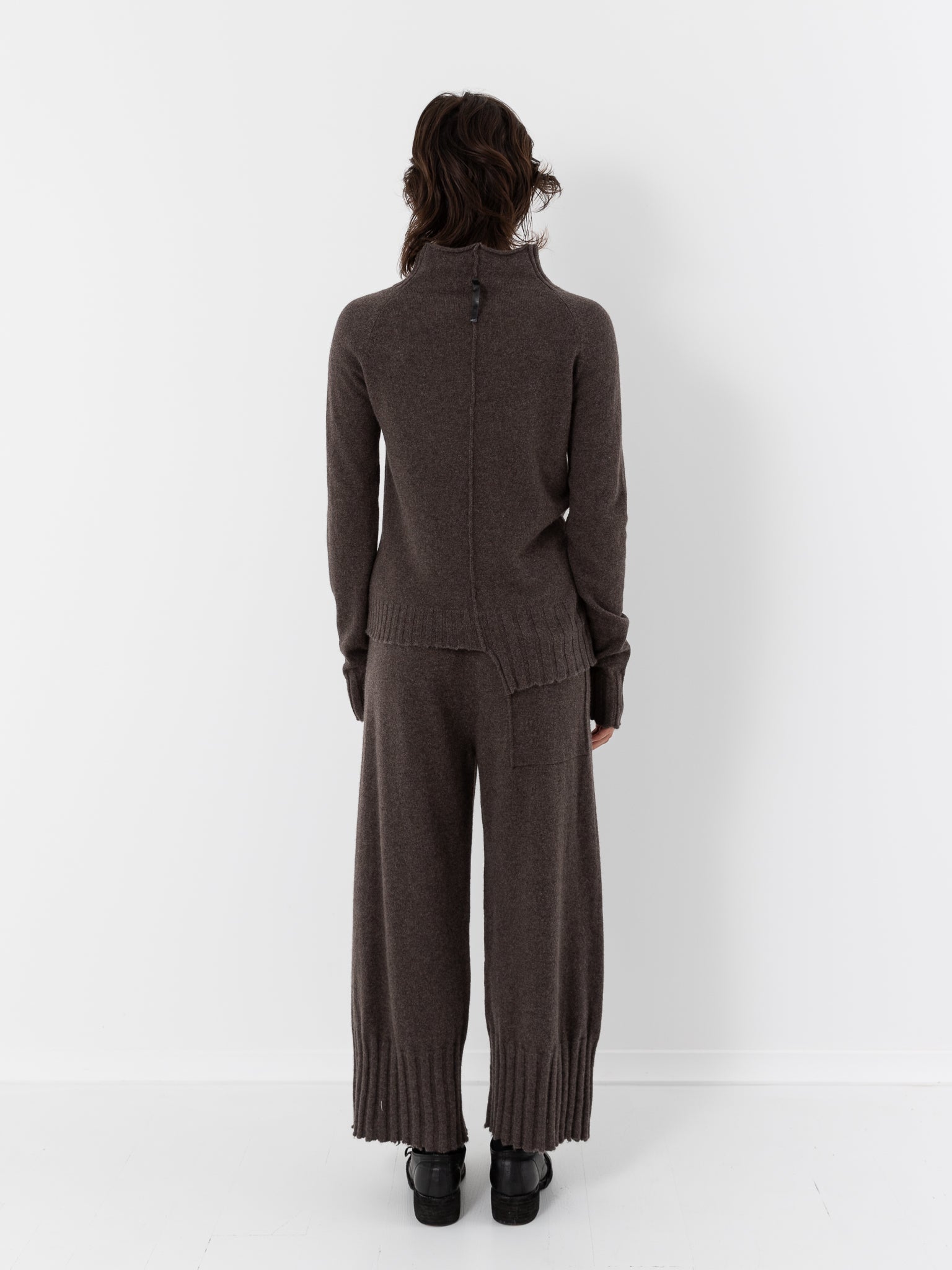 Serie Numerica Cashmere Sweater - Worthwhile - SERIE NUMERICA